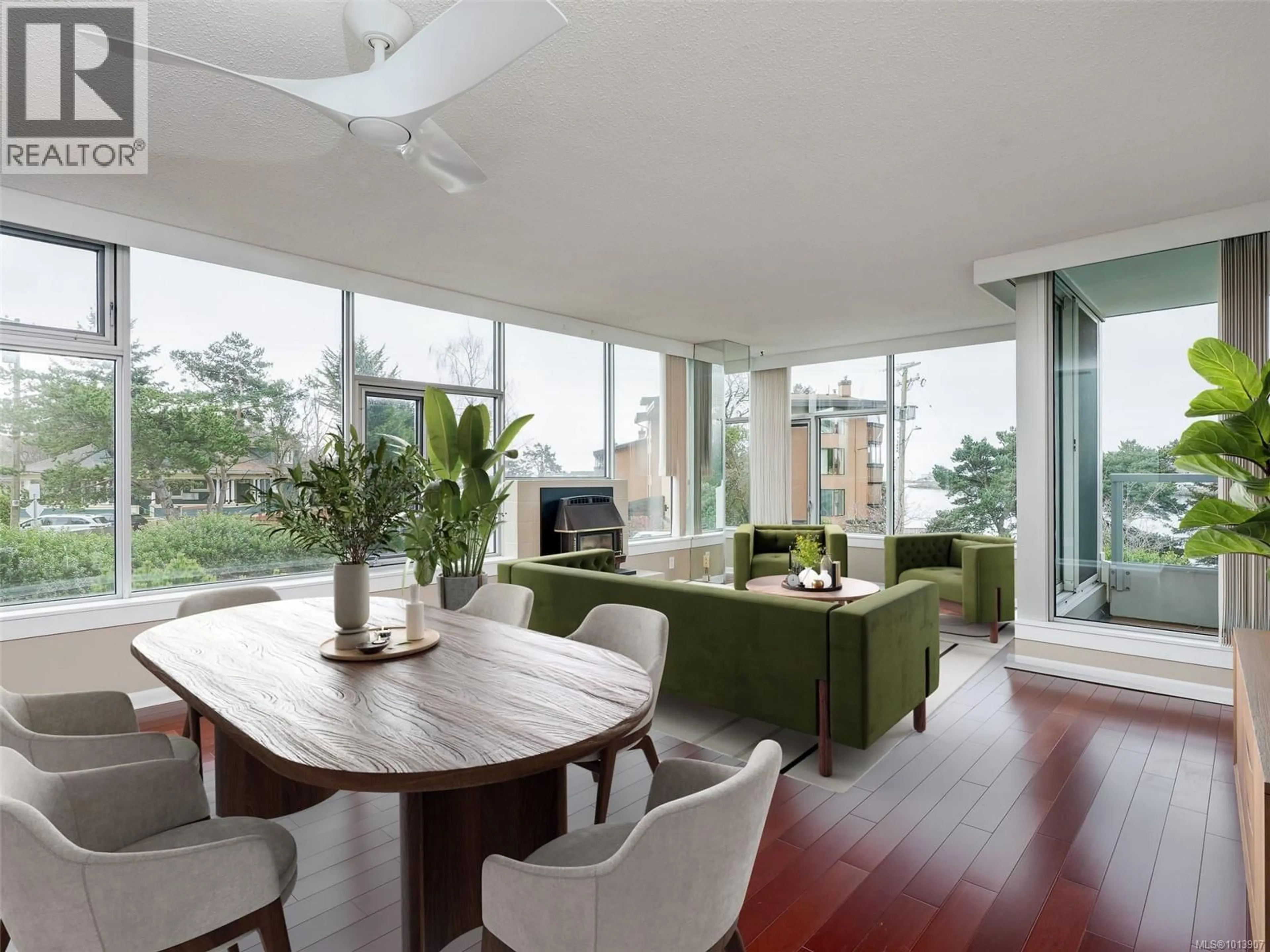 Living room with furniture, wood/laminate floor for 202 - 325 MAITLAND STREET, Victoria British Columbia V9A7E9