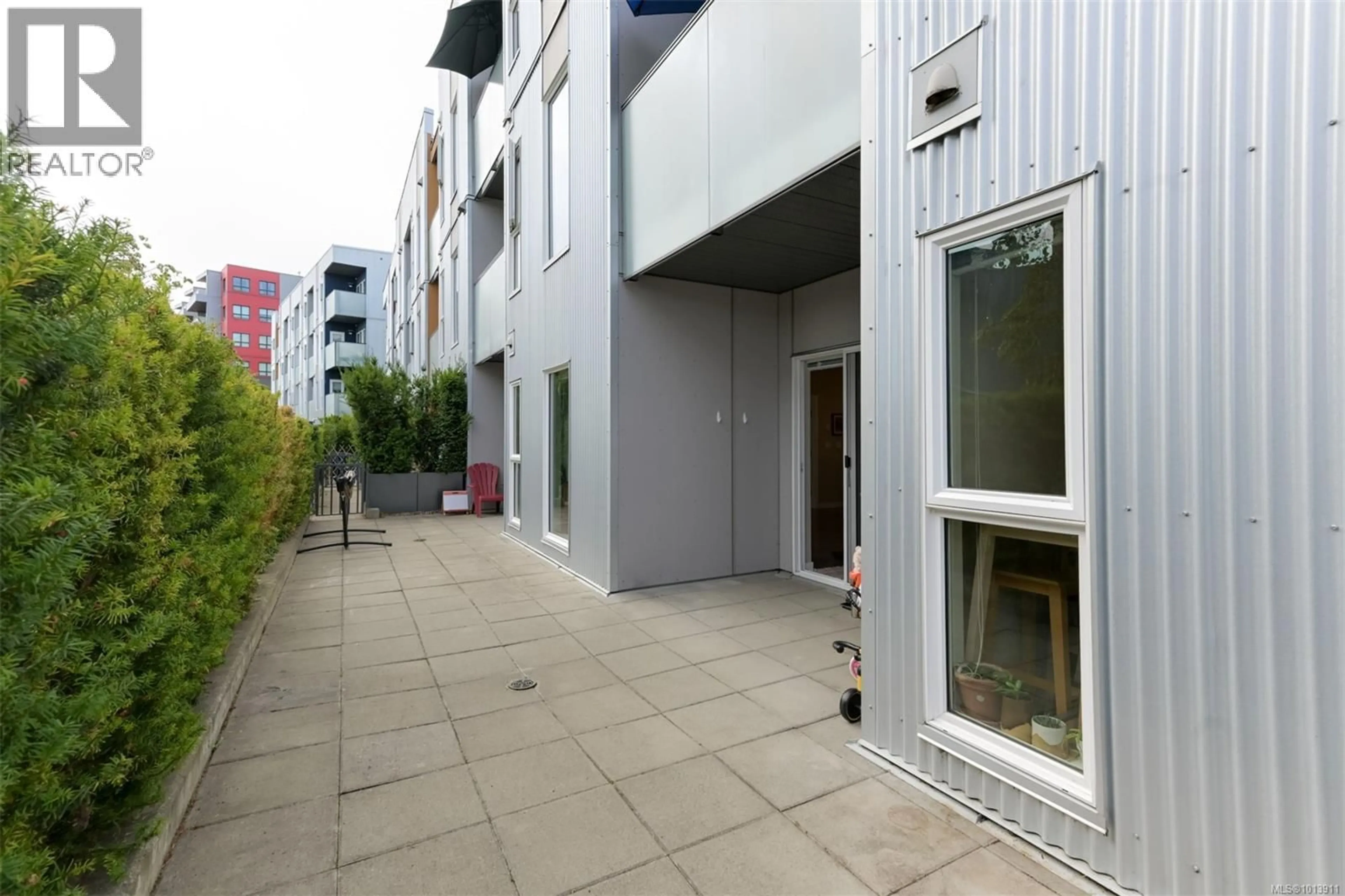Patio, street for 206 - 767 TYEE ROAD, Victoria British Columbia V9A0G5