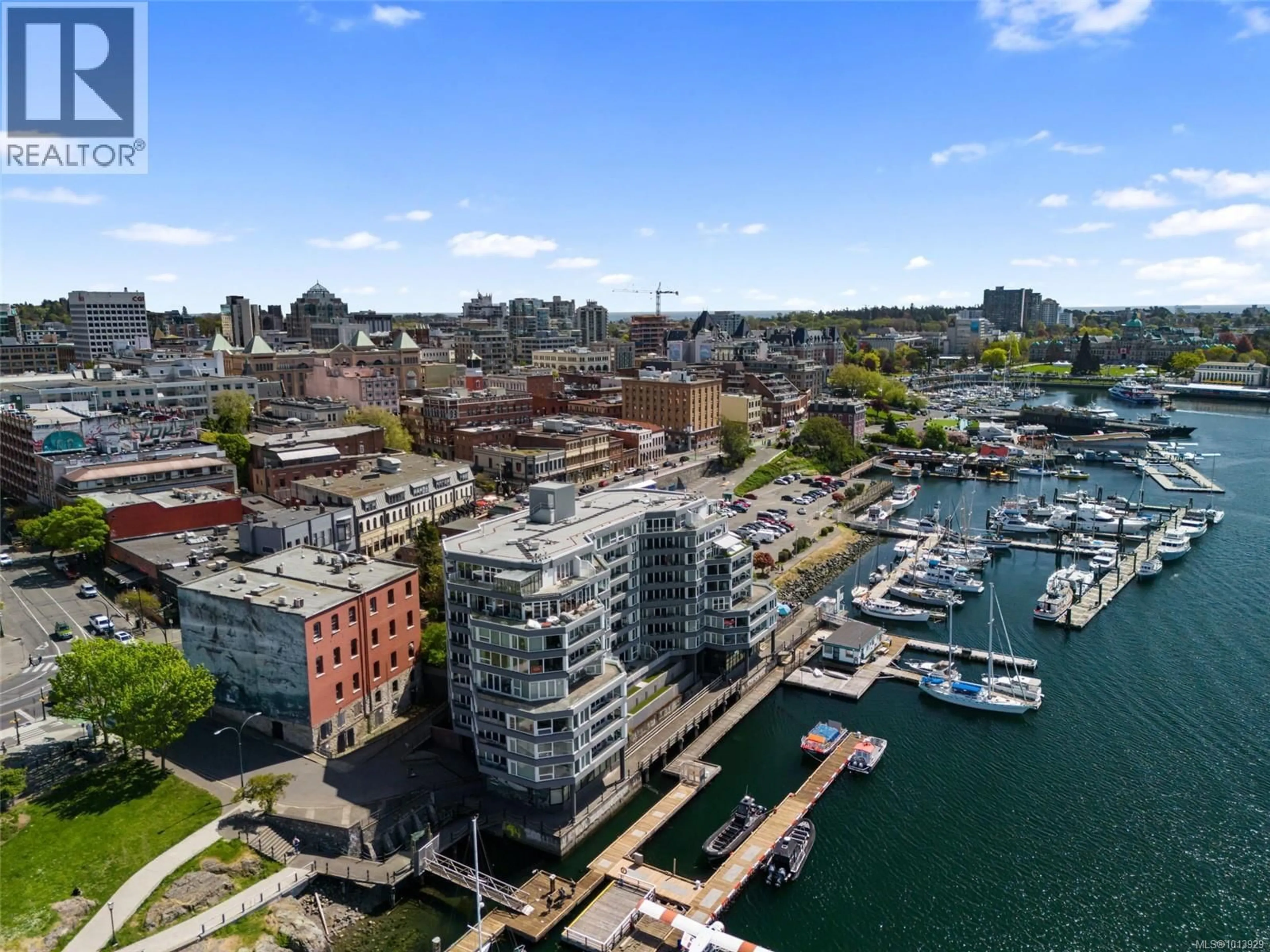 A pic from outside/outdoor area/front of a property/back of a property/a pic from drone, water/lake/river/ocean view for 605 - 1234 WHARF STREET, Victoria British Columbia V8W3H9