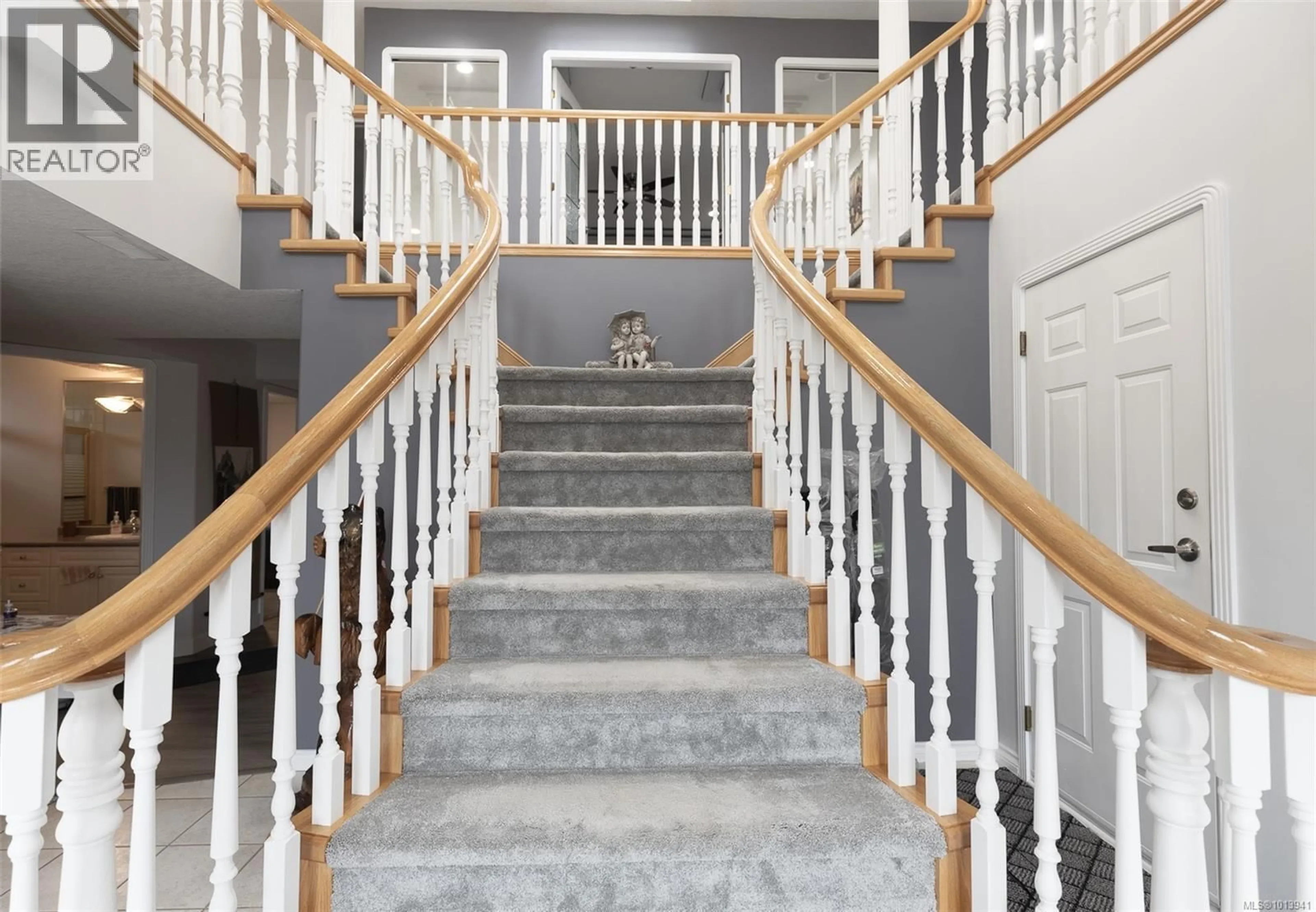 Stairs for 3865 WHITTLESTONE AVENUE, Port Alberni British Columbia V9Y8C8