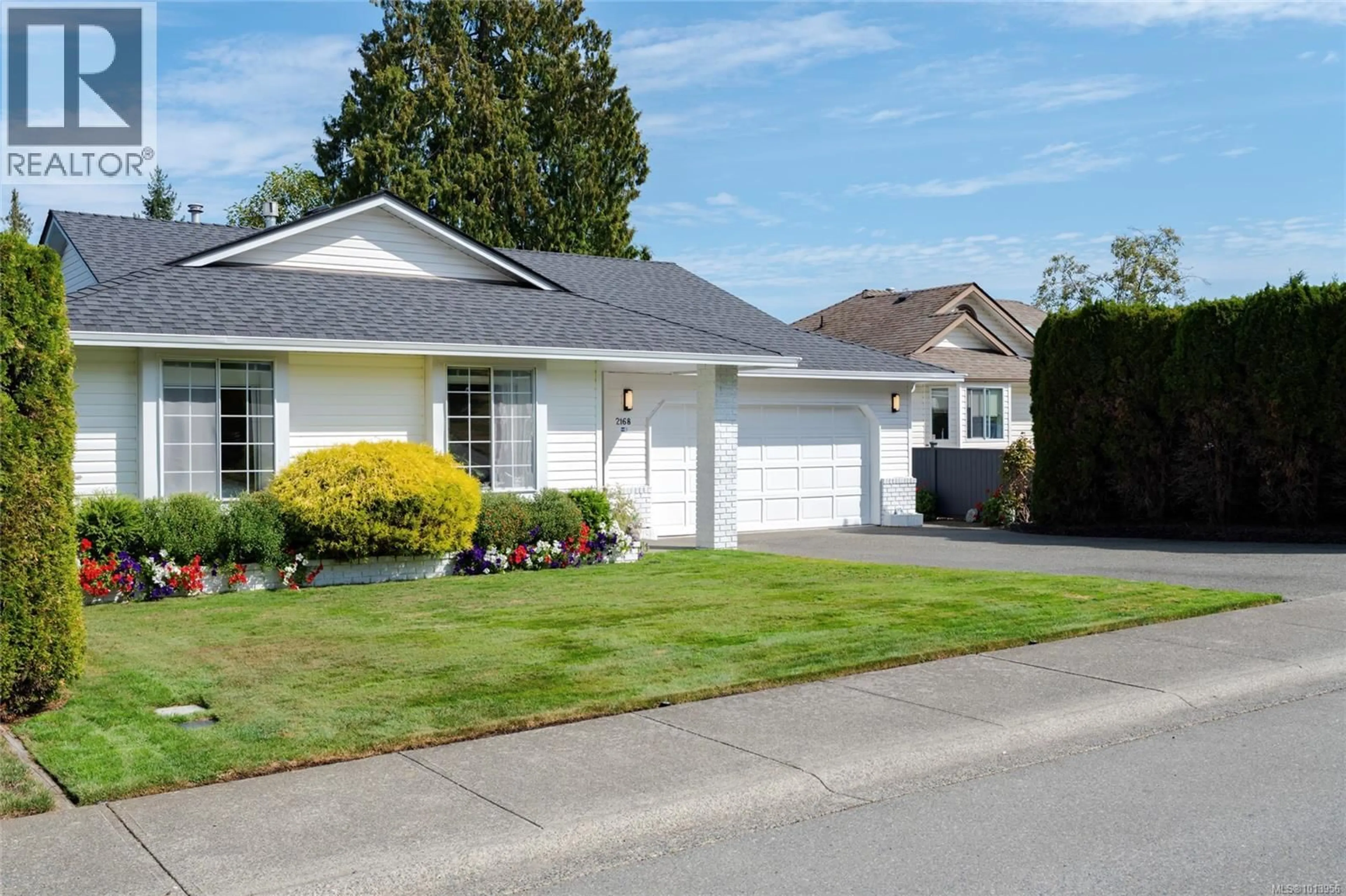 Home with vinyl exterior material, street for 2168 DOCKSIDE WAY, Nanaimo British Columbia V9R6T7