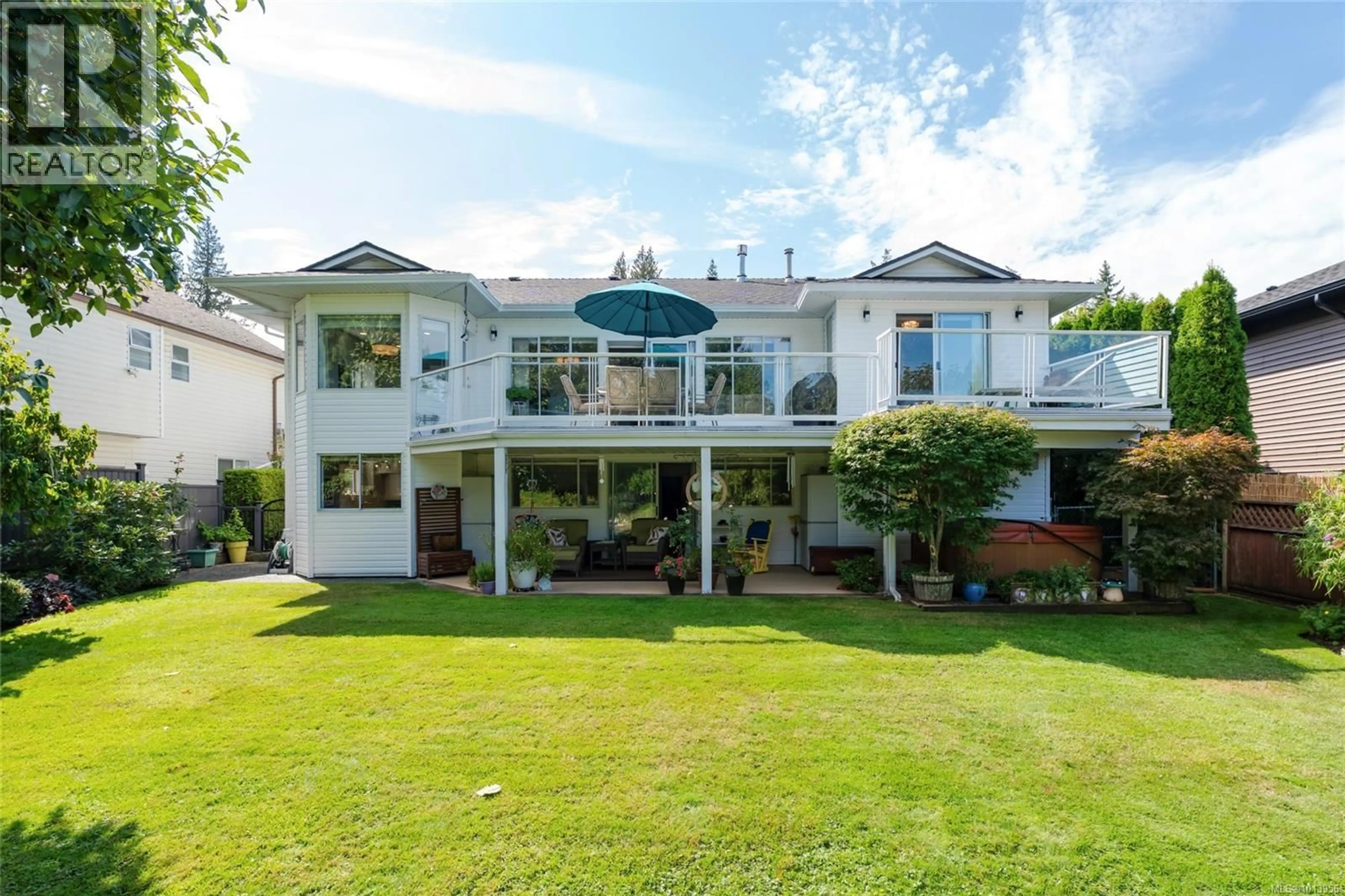 A pic from outside/outdoor area/front of a property/back of a property/a pic from drone, unknown for 2168 DOCKSIDE WAY, Nanaimo British Columbia V9R6T7