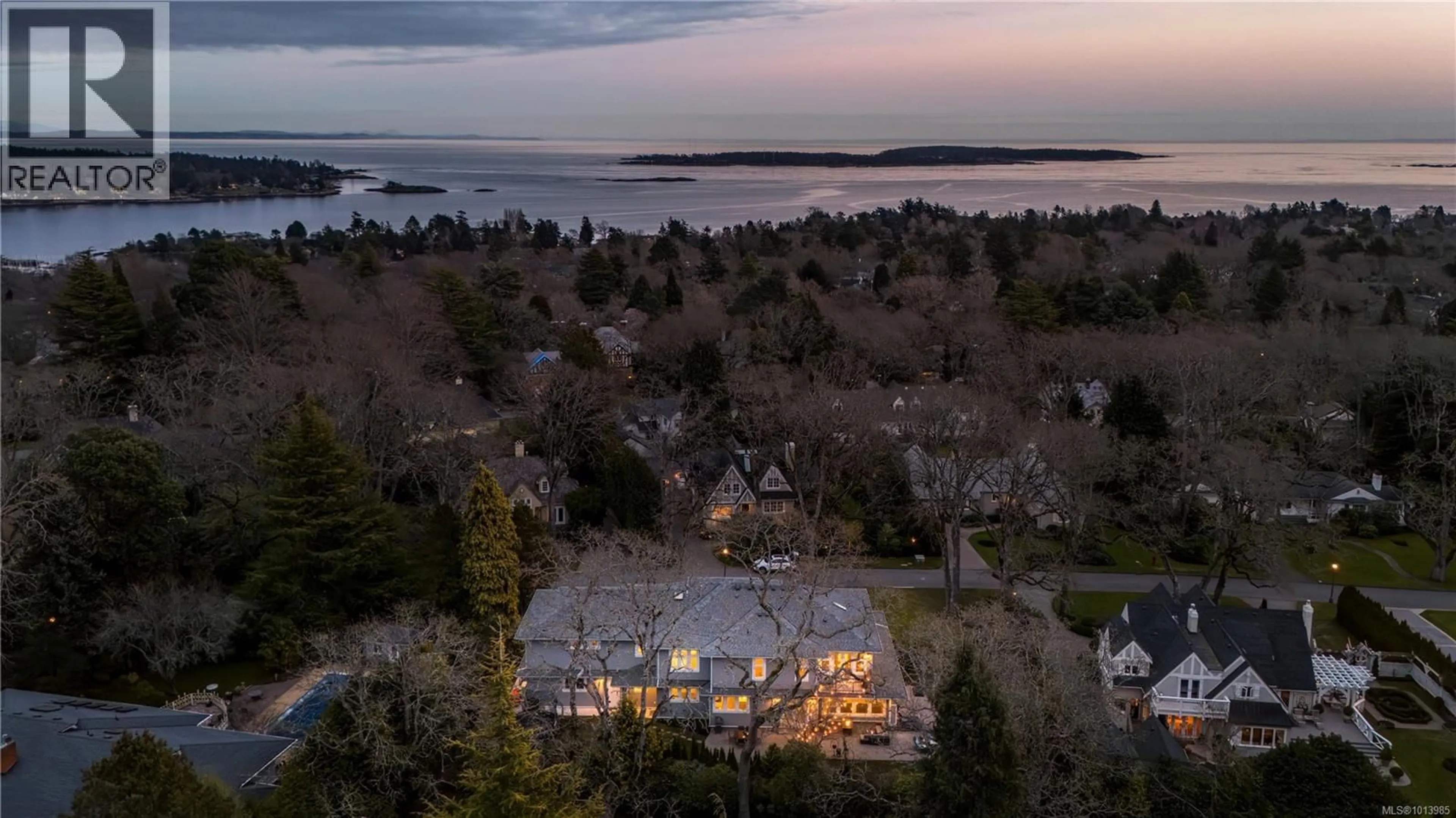 A pic from outside/outdoor area/front of a property/back of a property/a pic from drone, water/lake/river/ocean view for 3350 WEALD ROAD, Oak Bay British Columbia V8R6E3