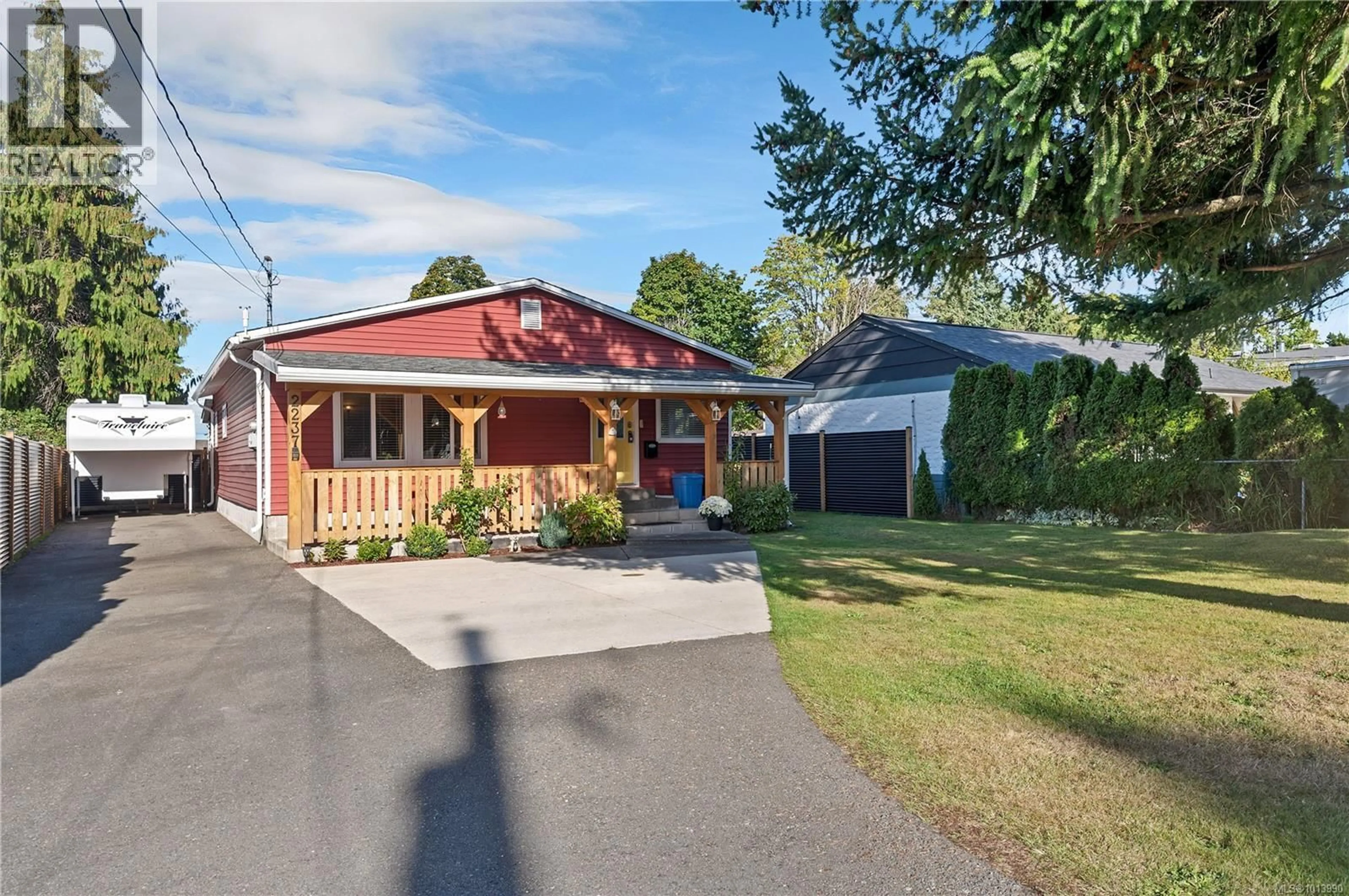 A pic from outside/outdoor area/front of a property/back of a property/a pic from drone, street for 2237 EARDLEY ROAD, Campbell River British Columbia V9W1L8
