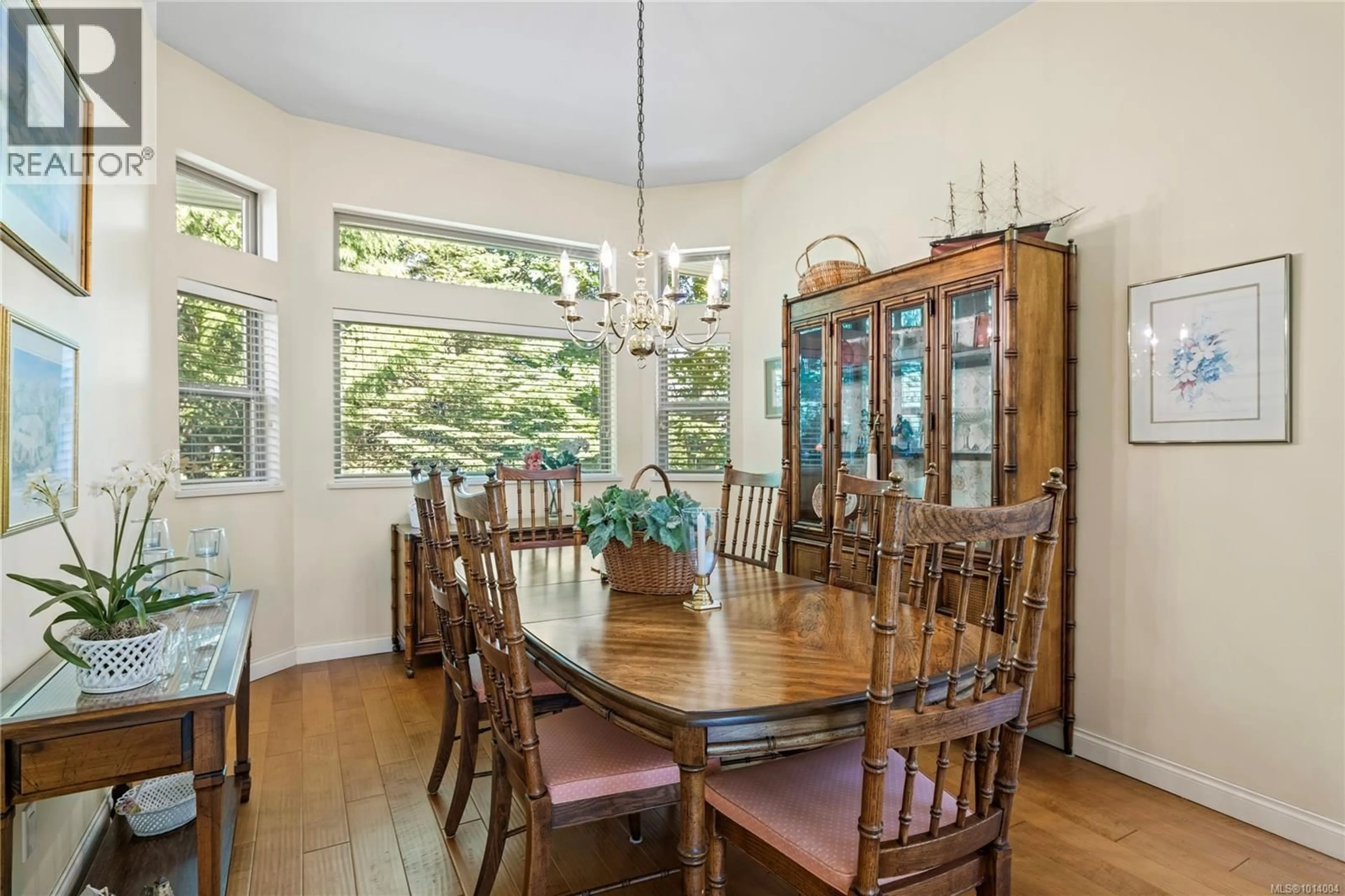 Dining room, unknown for 912 LAKES BOULEVARD, French Creek British Columbia V9P2P8