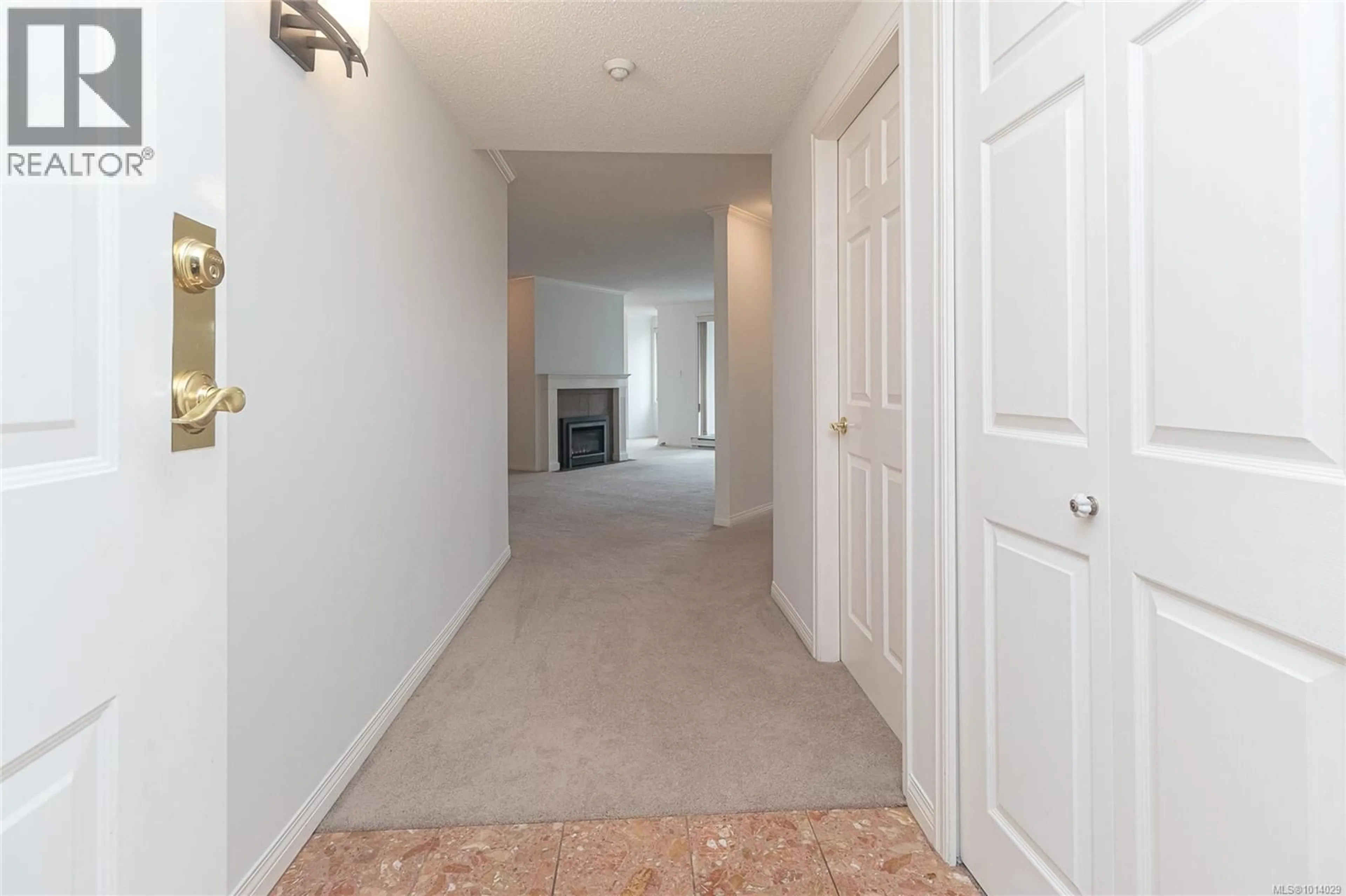 Unknown for 305 - 11 COOPERAGE PLACE WEST, Victoria British Columbia V9A7J9