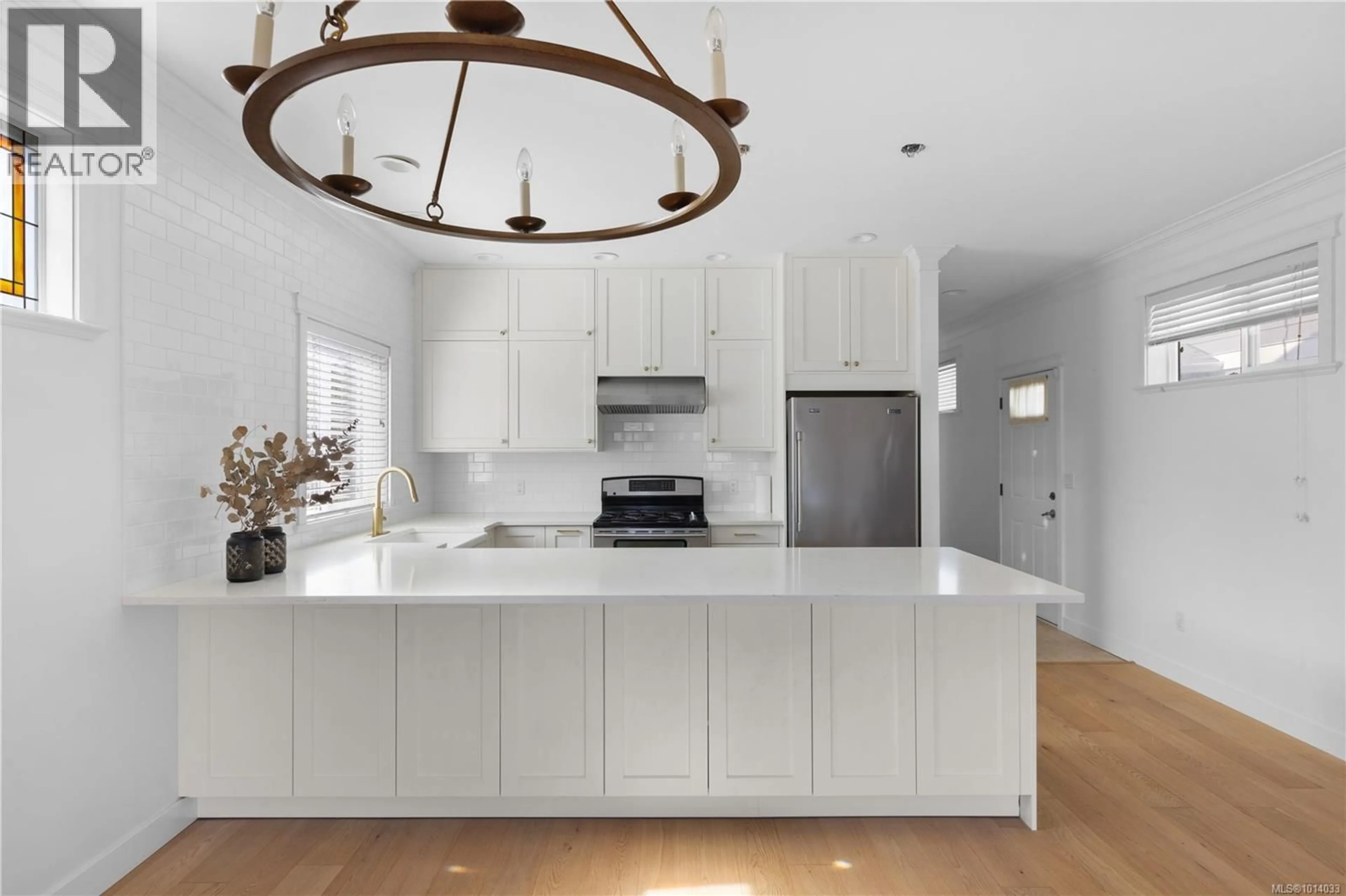 Open concept kitchen, unknown for 9937 SWIFTSURE PLACE, Sidney British Columbia V8L4E3
