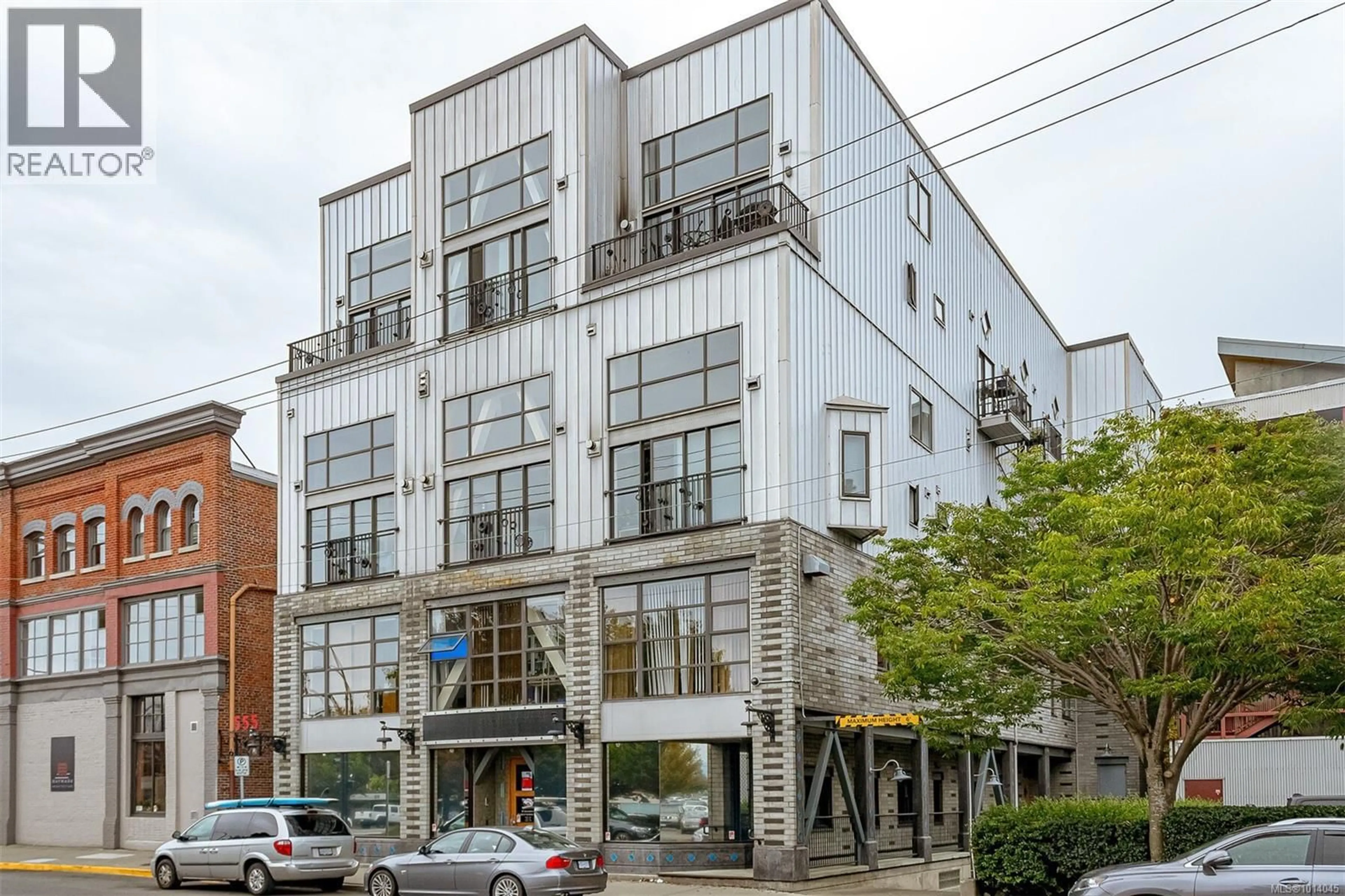 Unknown for 305 - 555 CHATHAM STREET, Victoria British Columbia V8T1E1