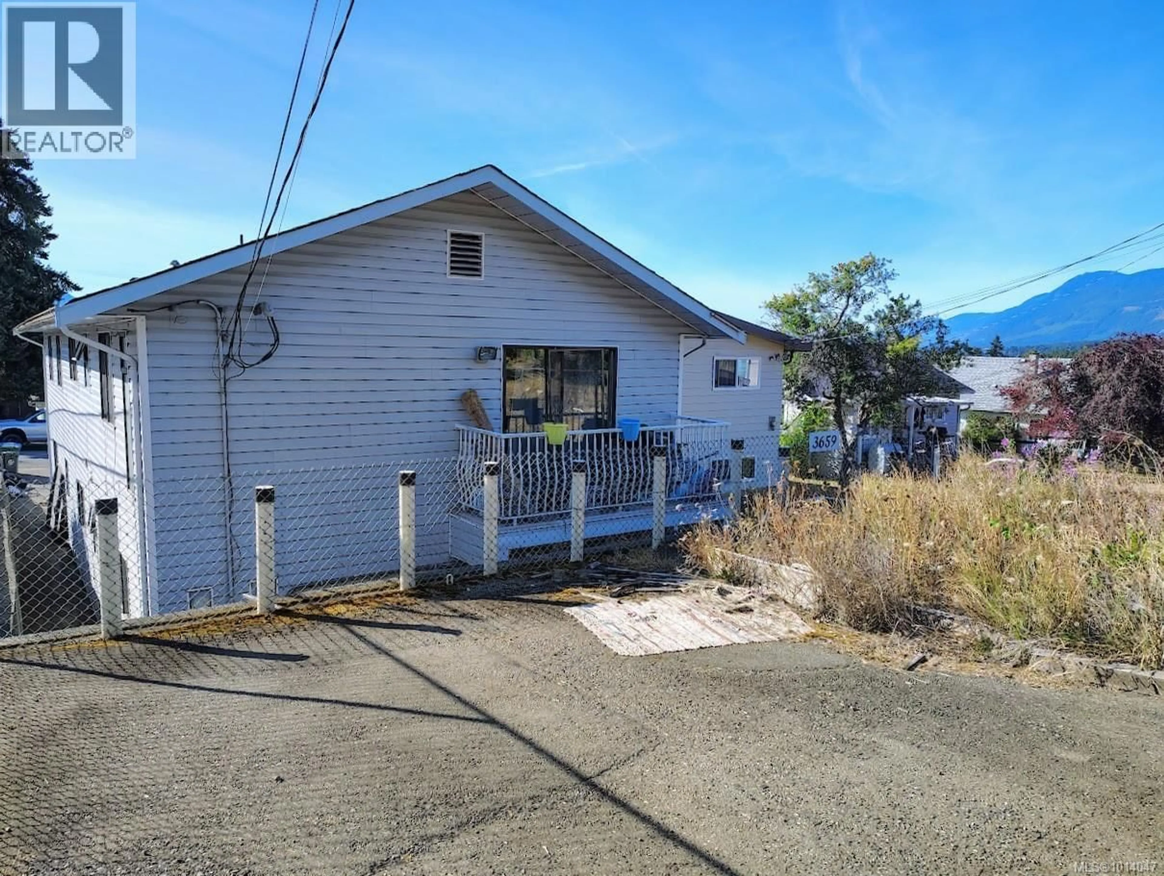 A pic from outside/outdoor area/front of a property/back of a property/a pic from drone, unknown for 3659 16TH AVENUE, Port Alberni British Columbia V9Y5E1