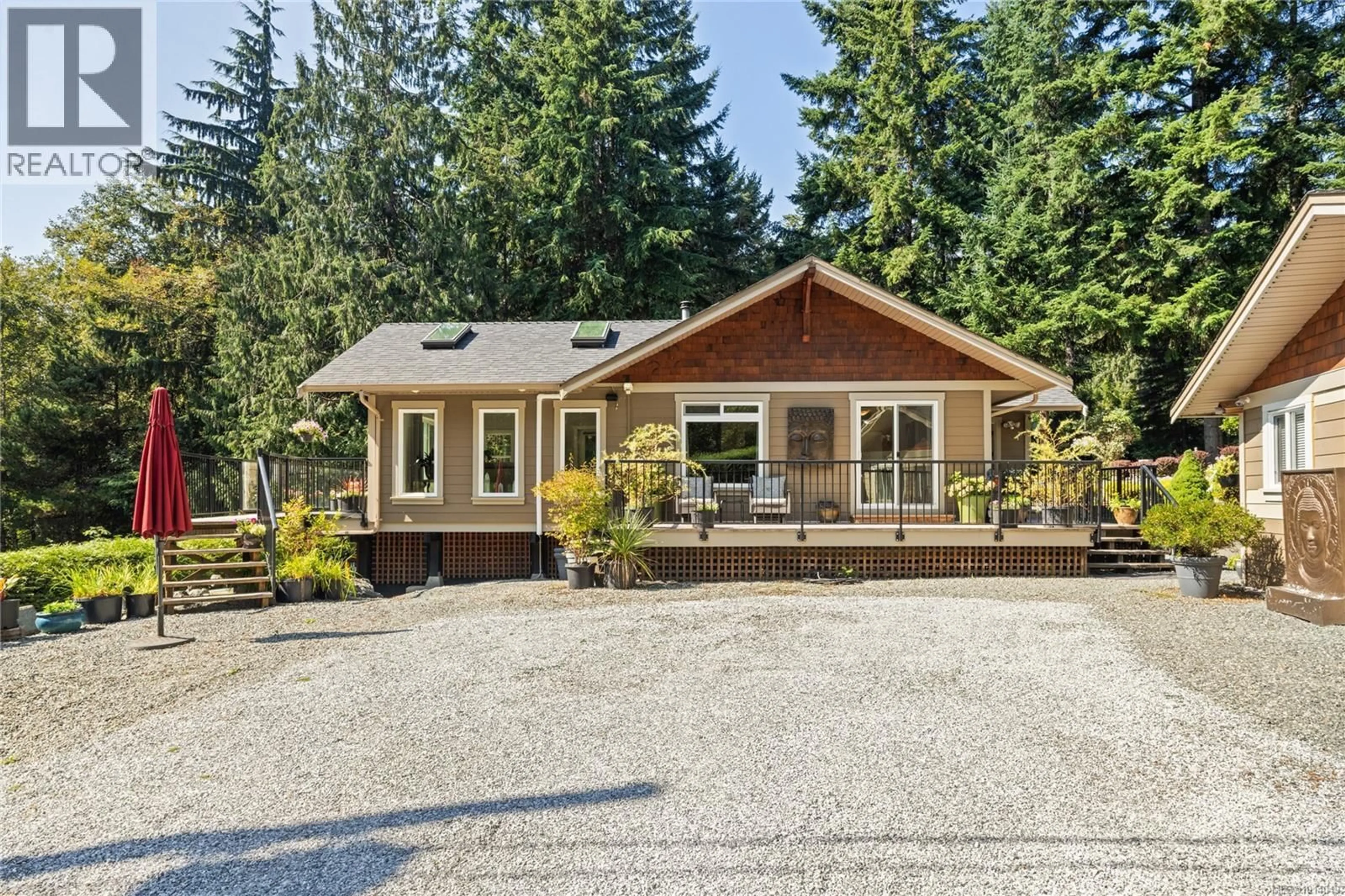 Home with vinyl exterior material, street for 3061 RENFREW ROAD, Shawnigan Lake British Columbia V8H2E4