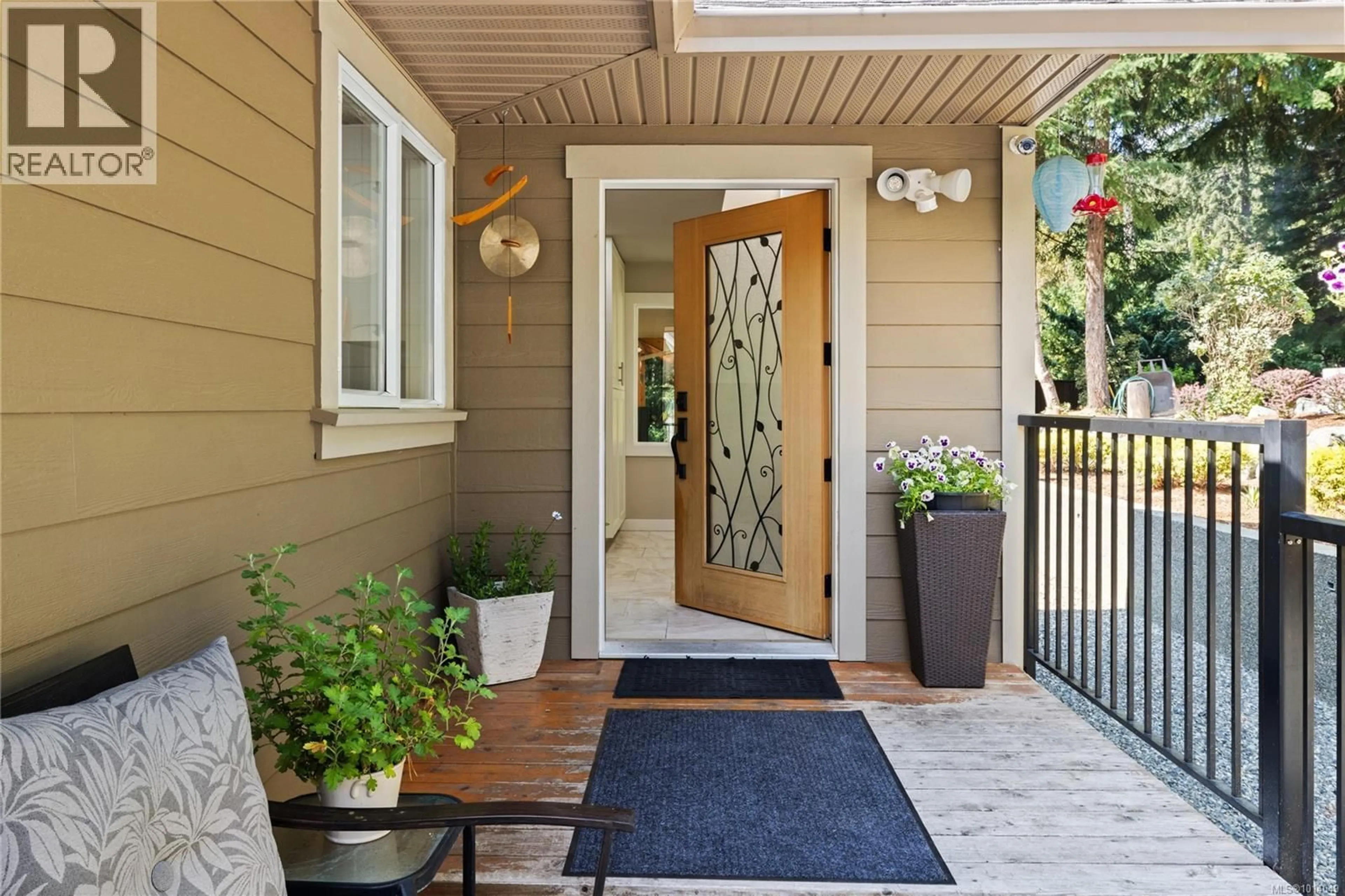 Indoor entryway for 3061 RENFREW ROAD, Shawnigan Lake British Columbia V8H2E4