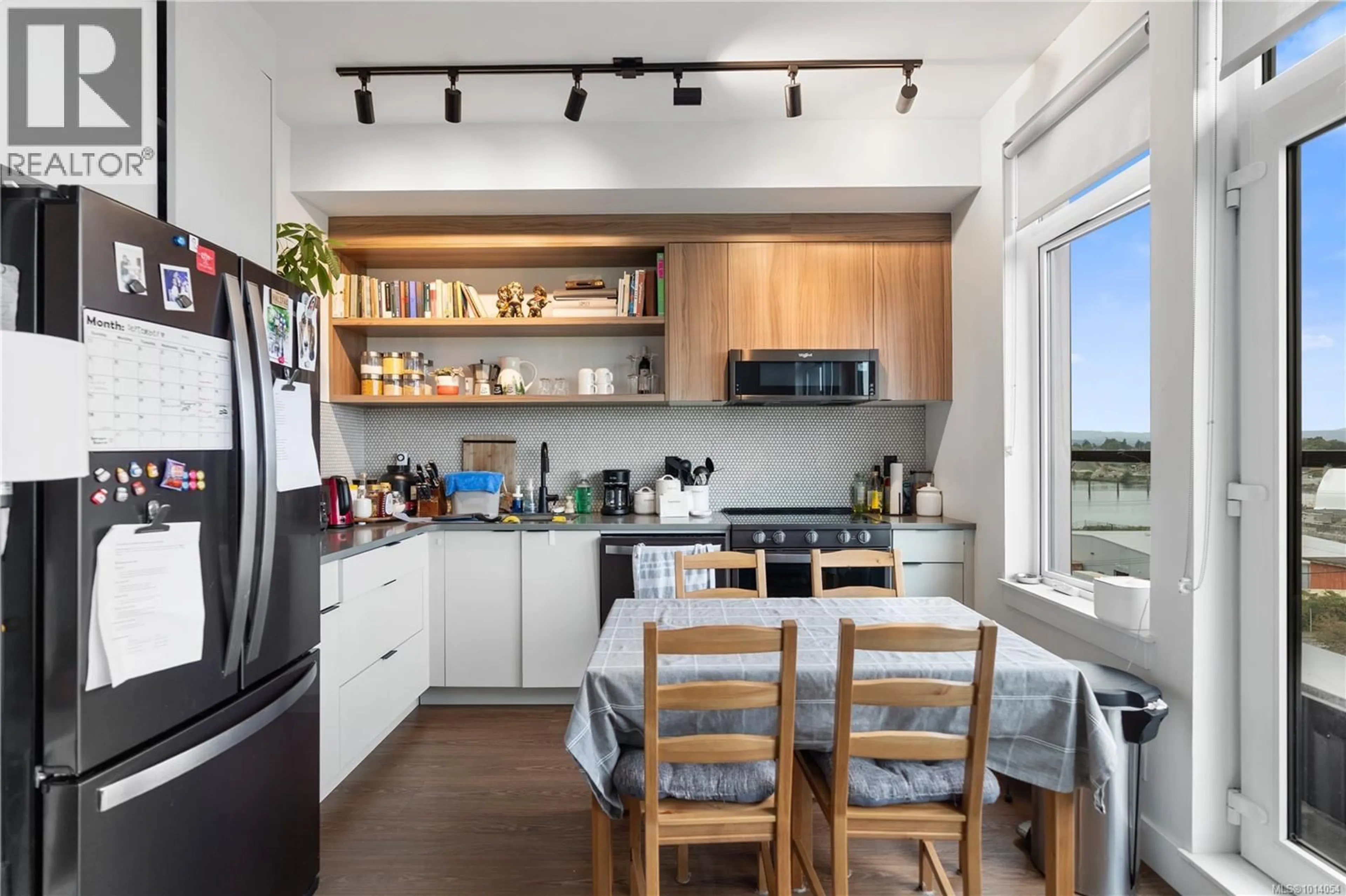 Open concept kitchen, unknown for 515 - 515 CHATHAM STREET, Victoria British Columbia V8T0C8