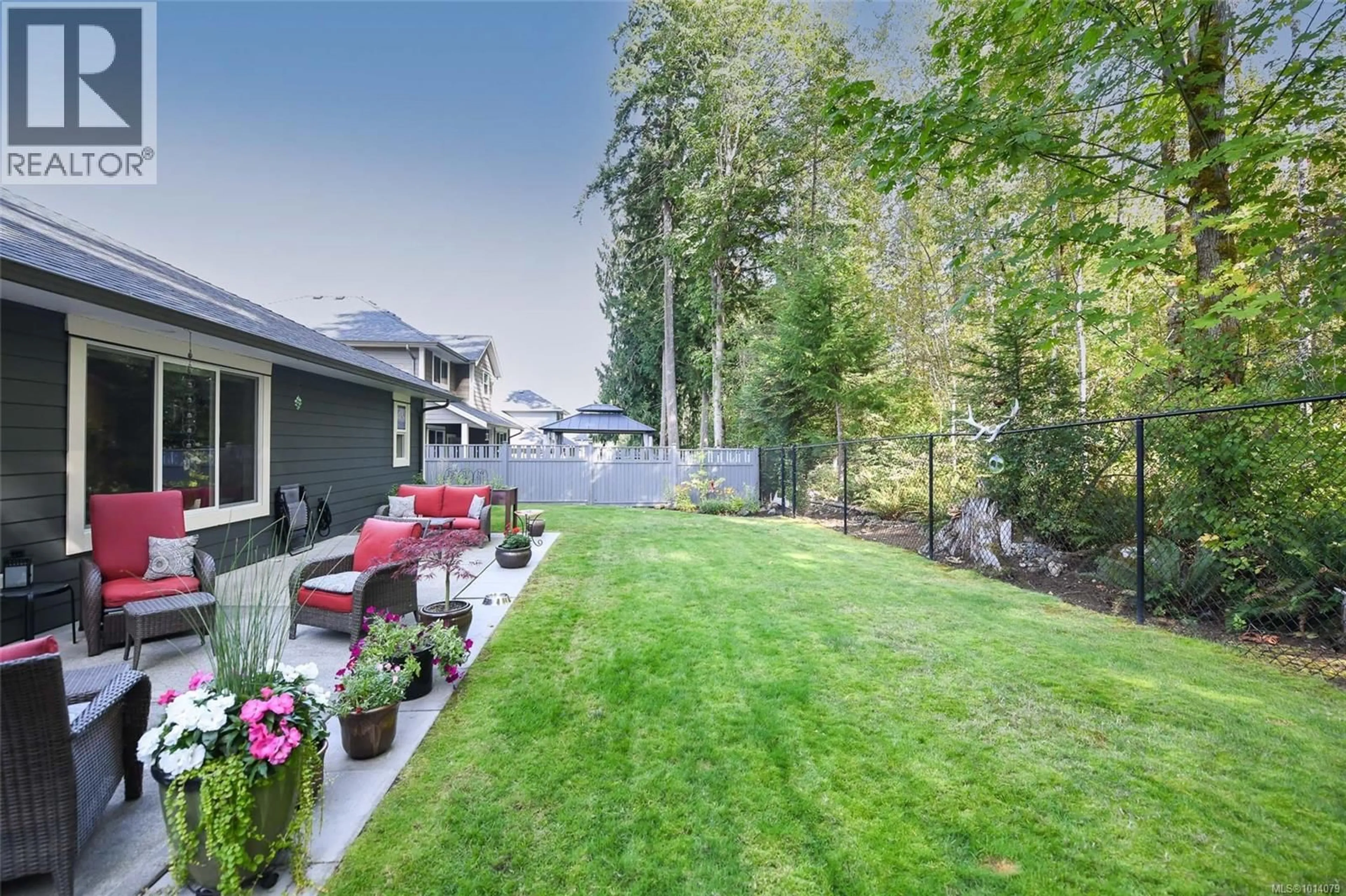 Patio, water/lake/river/ocean view for 2750 SWANSON STREET, Courtenay British Columbia V9N0C8
