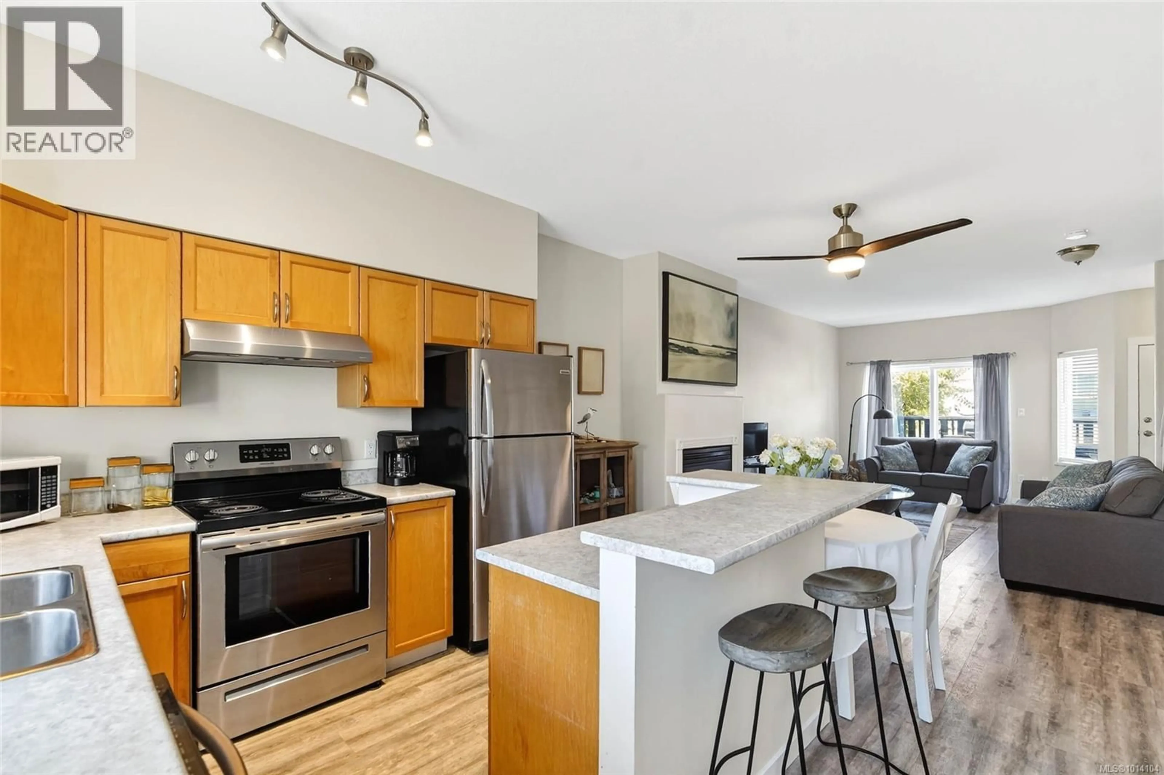 Open concept kitchen, unknown for 5473 WOODLAND CRESCENT WEST, Port Alberni British Columbia V9Y9H1