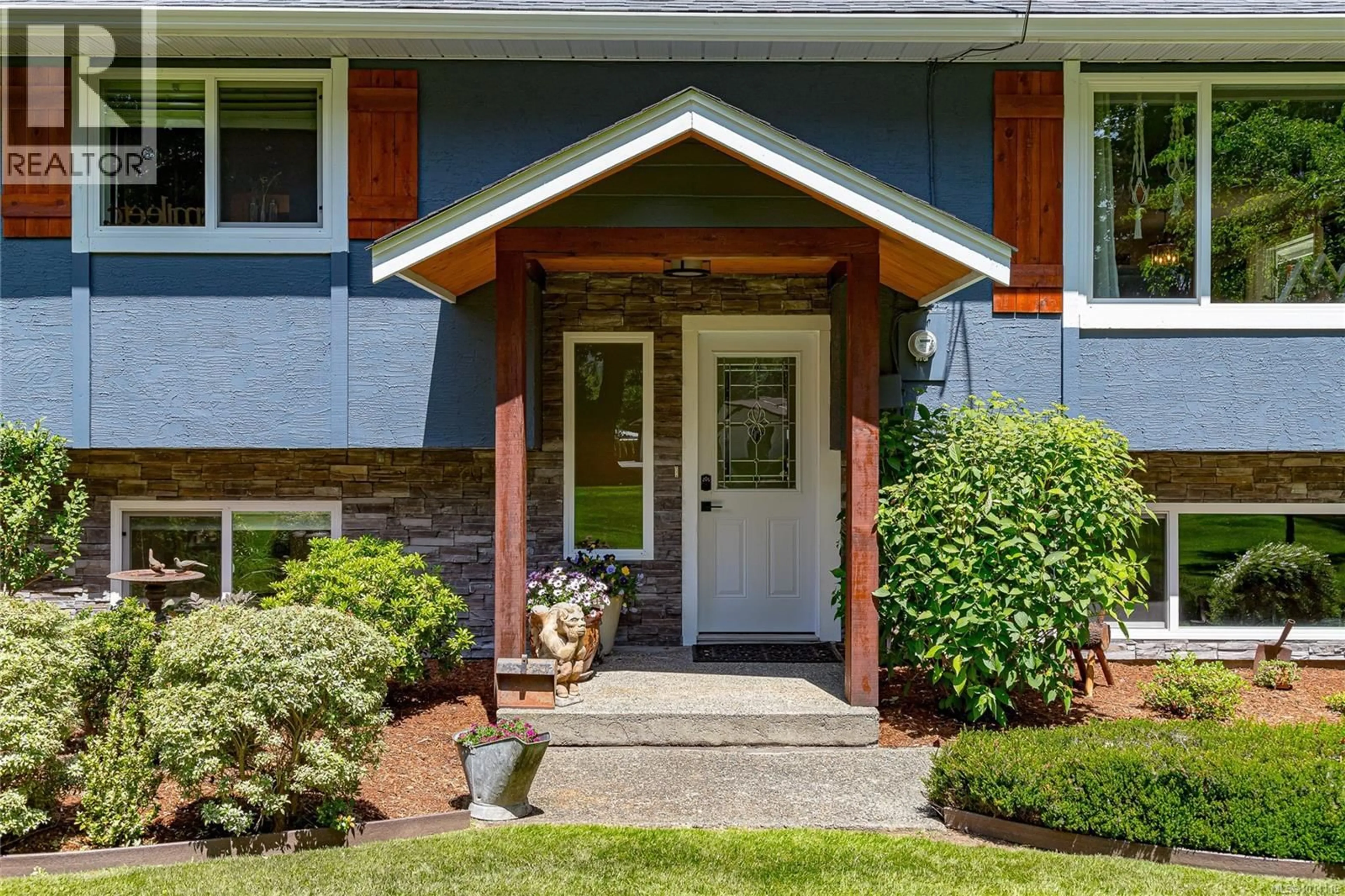 Home with brick exterior material, street for 4724 FAIRBRIDGE DRIVE, Duncan British Columbia V9L6N8