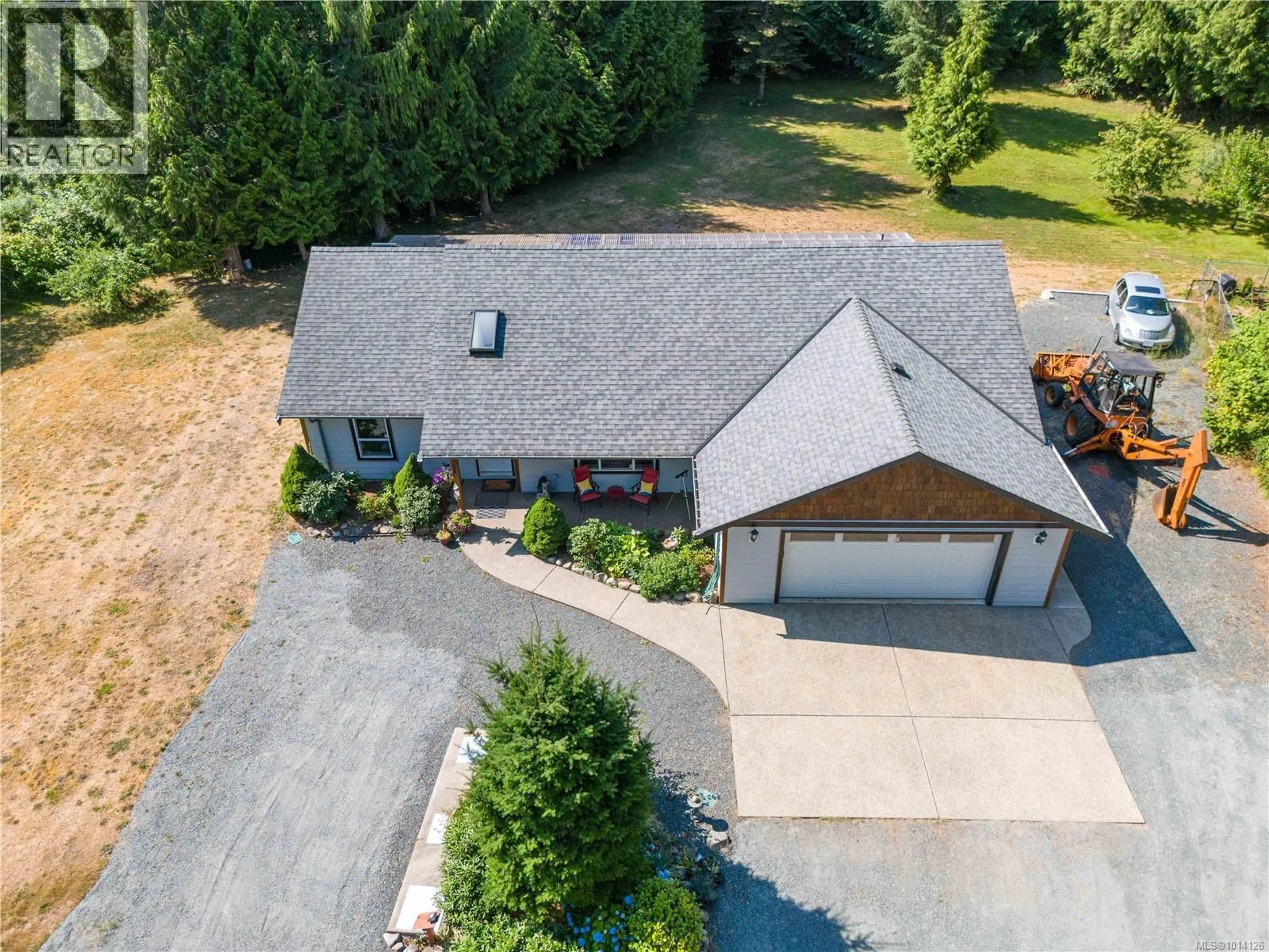 A pic from outside/outdoor area/front of a property/back of a property/a pic from drone, unknown for 1780 ASHLING ROAD, Qualicum Beach British Columbia V9K2V1
