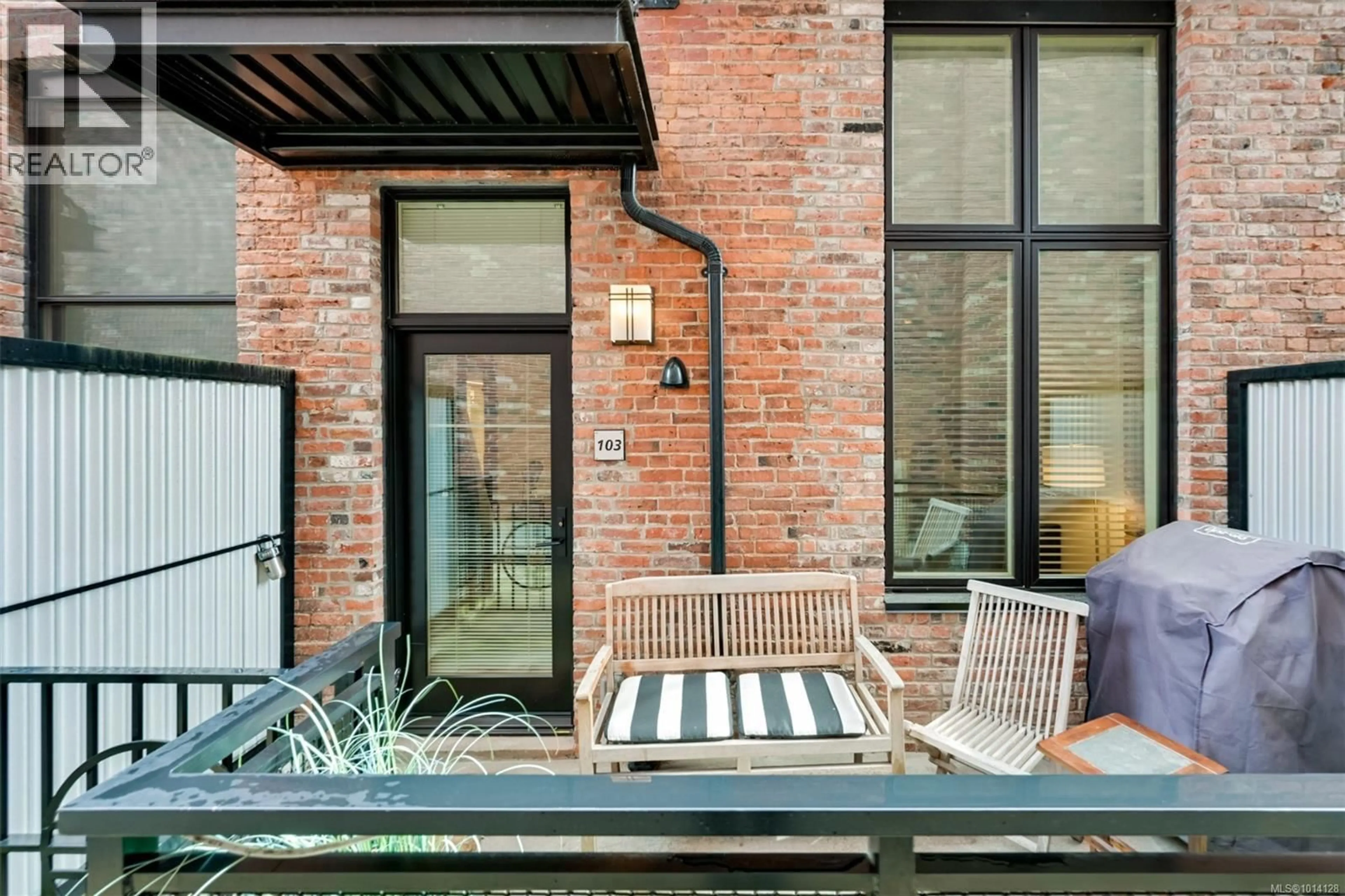 Patio, street for 103 - 534 PANDORA AVENUE, Victoria British Columbia V8W1N6
