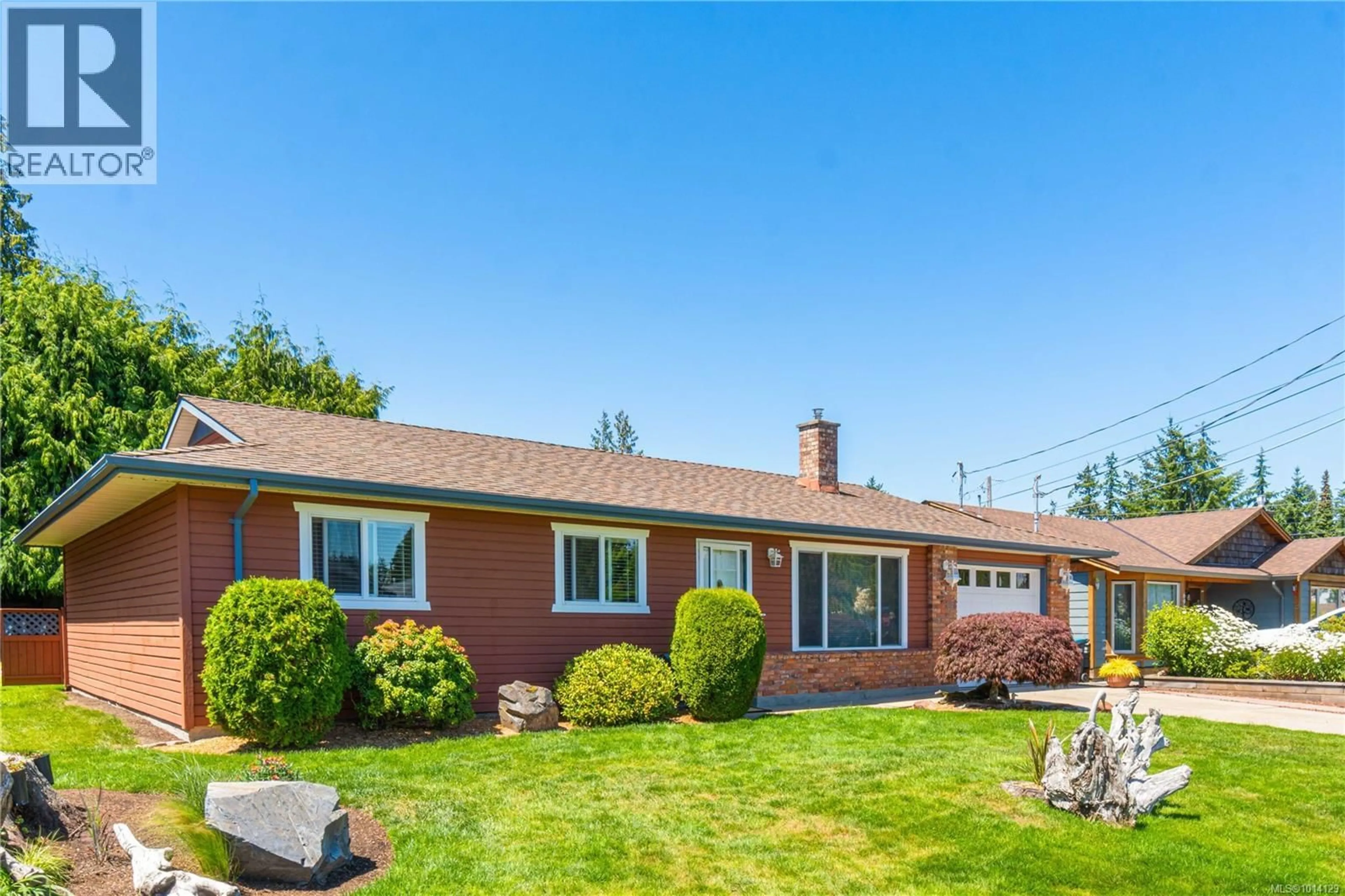 Home with brick exterior material, street for 694 WEDGEWOOD CRESCENT, Parksville British Columbia V9P1B6