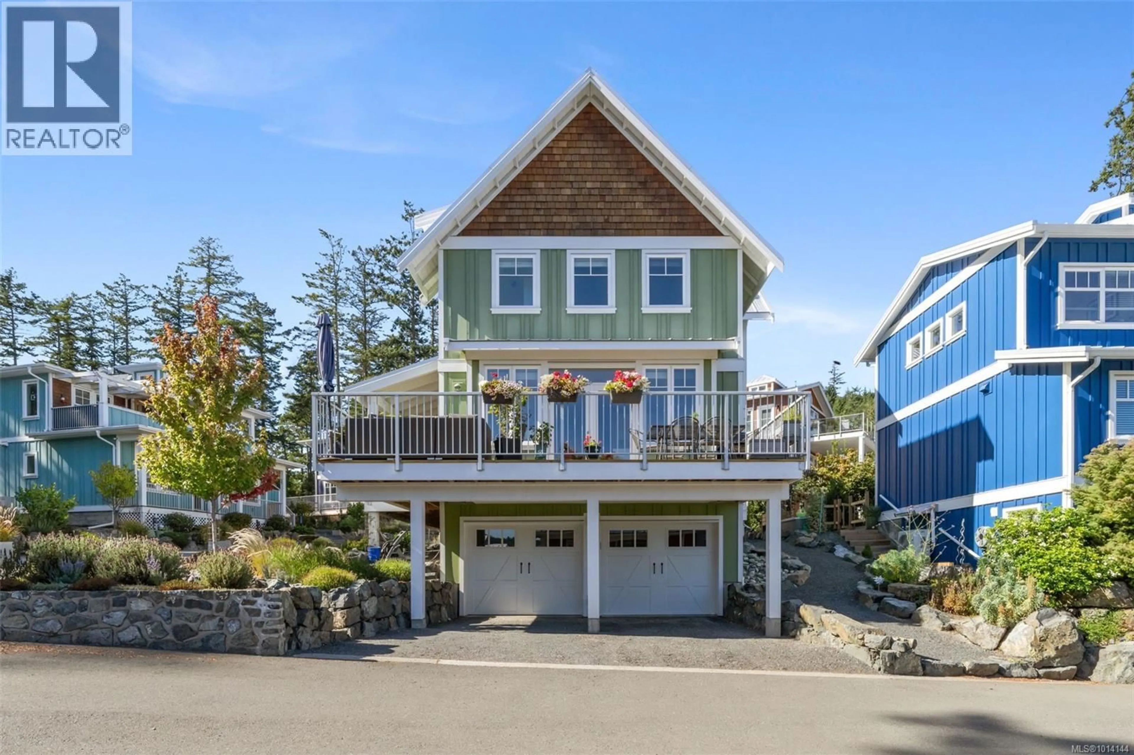Home with vinyl exterior material, water/lake/river/ocean view for 1113 SPIRIT BAY ROAD, Sooke British Columbia V9Z1N6