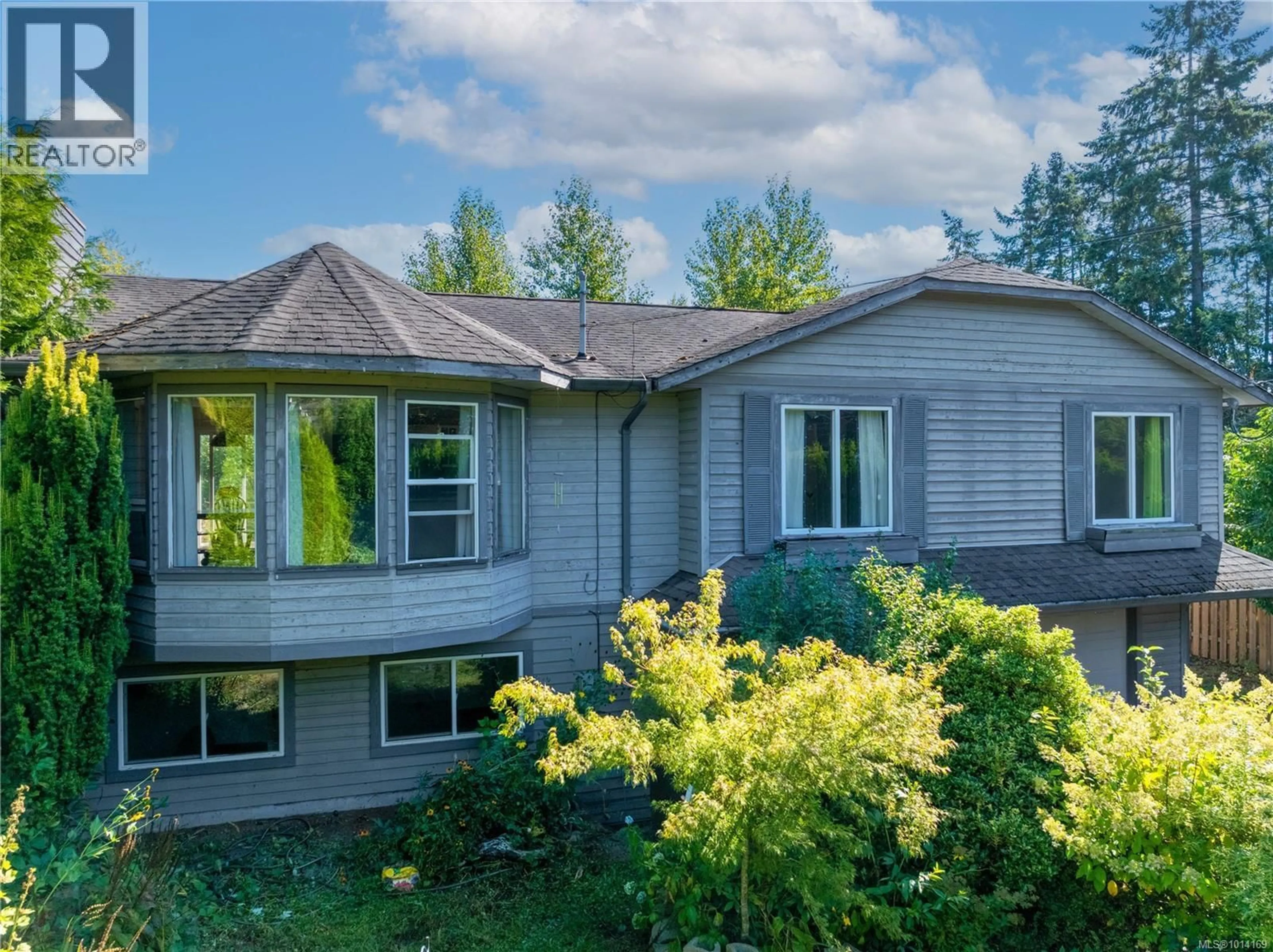 Home with vinyl exterior material, unknown for 1250 22ND STREET, Courtenay British Columbia V9N7L6