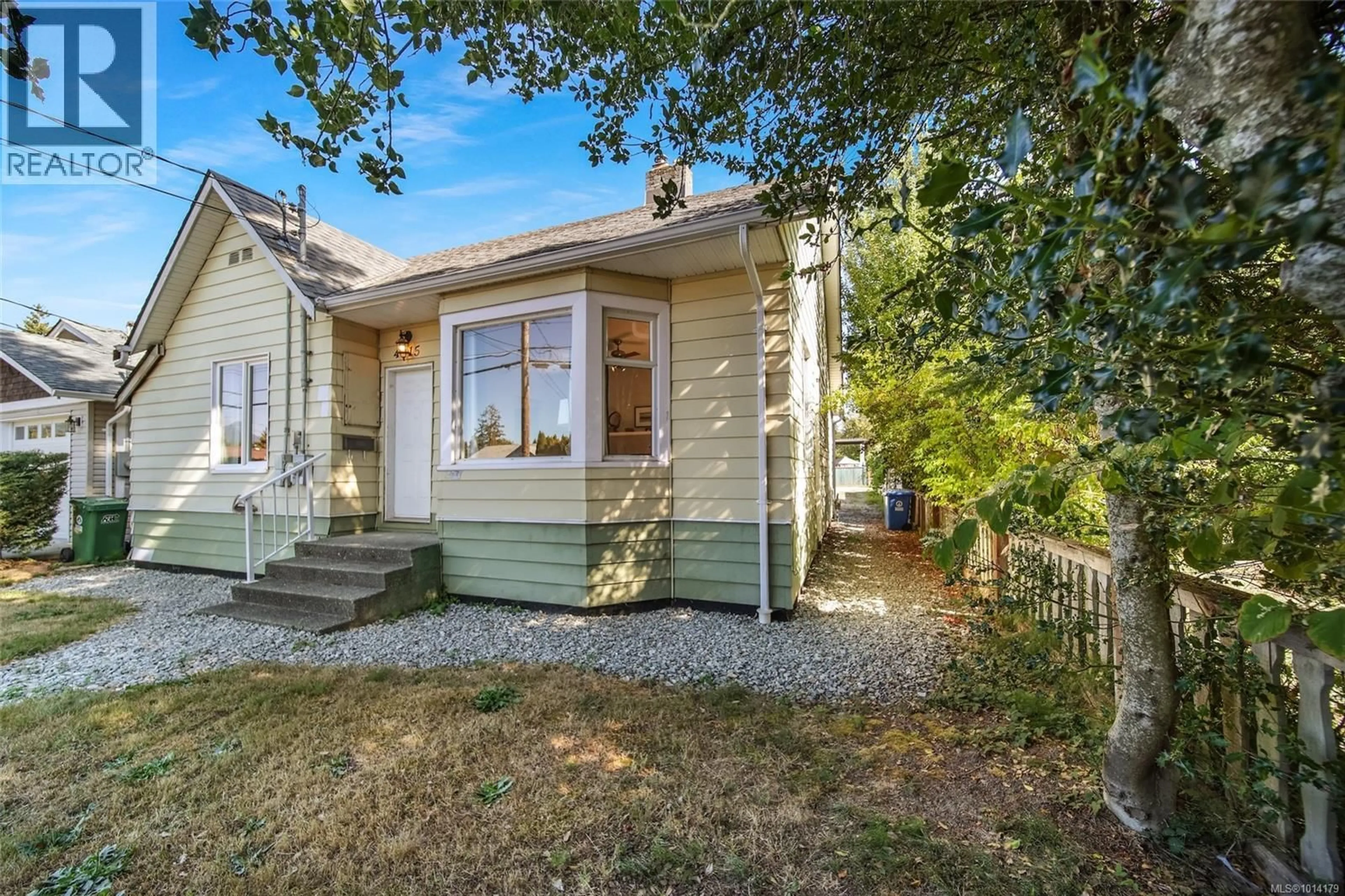 A pic from outside/outdoor area/front of a property/back of a property/a pic from drone, street for 4915 GERTRUDE STREET, Port Alberni British Columbia V9Y6K8