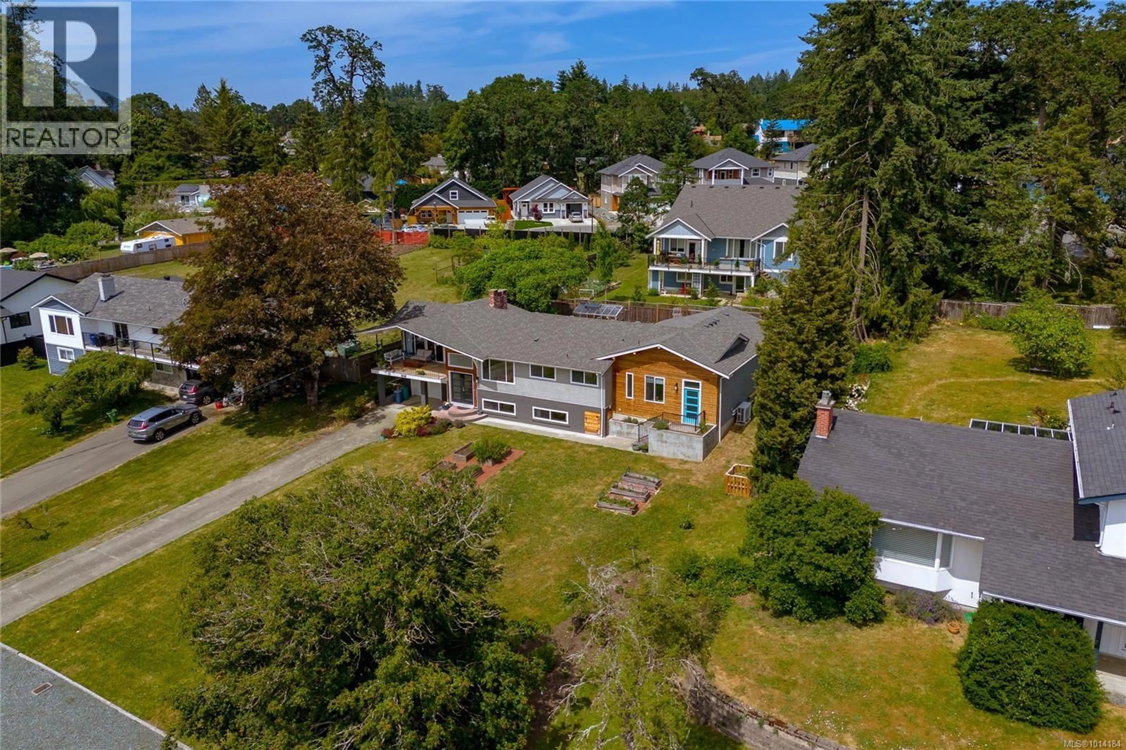 A pic from outside/outdoor area/front of a property/back of a property/a pic from drone, water/lake/river/ocean view for 2363 SEINE ROAD, Duncan British Columbia V9L3B2