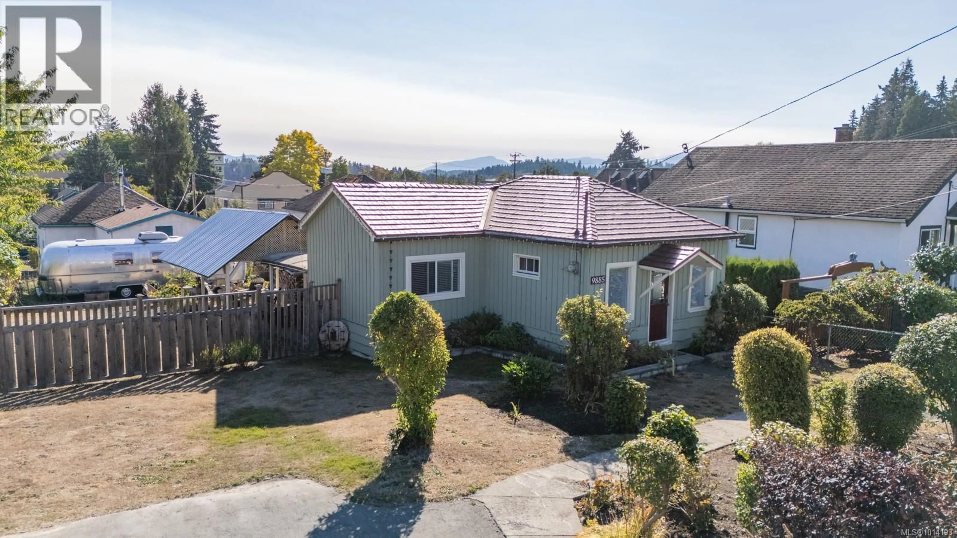A pic from outside/outdoor area/front of a property/back of a property/a pic from drone, unknown for 9885 WILLOW STREET, Chemainus British Columbia V0R1K1