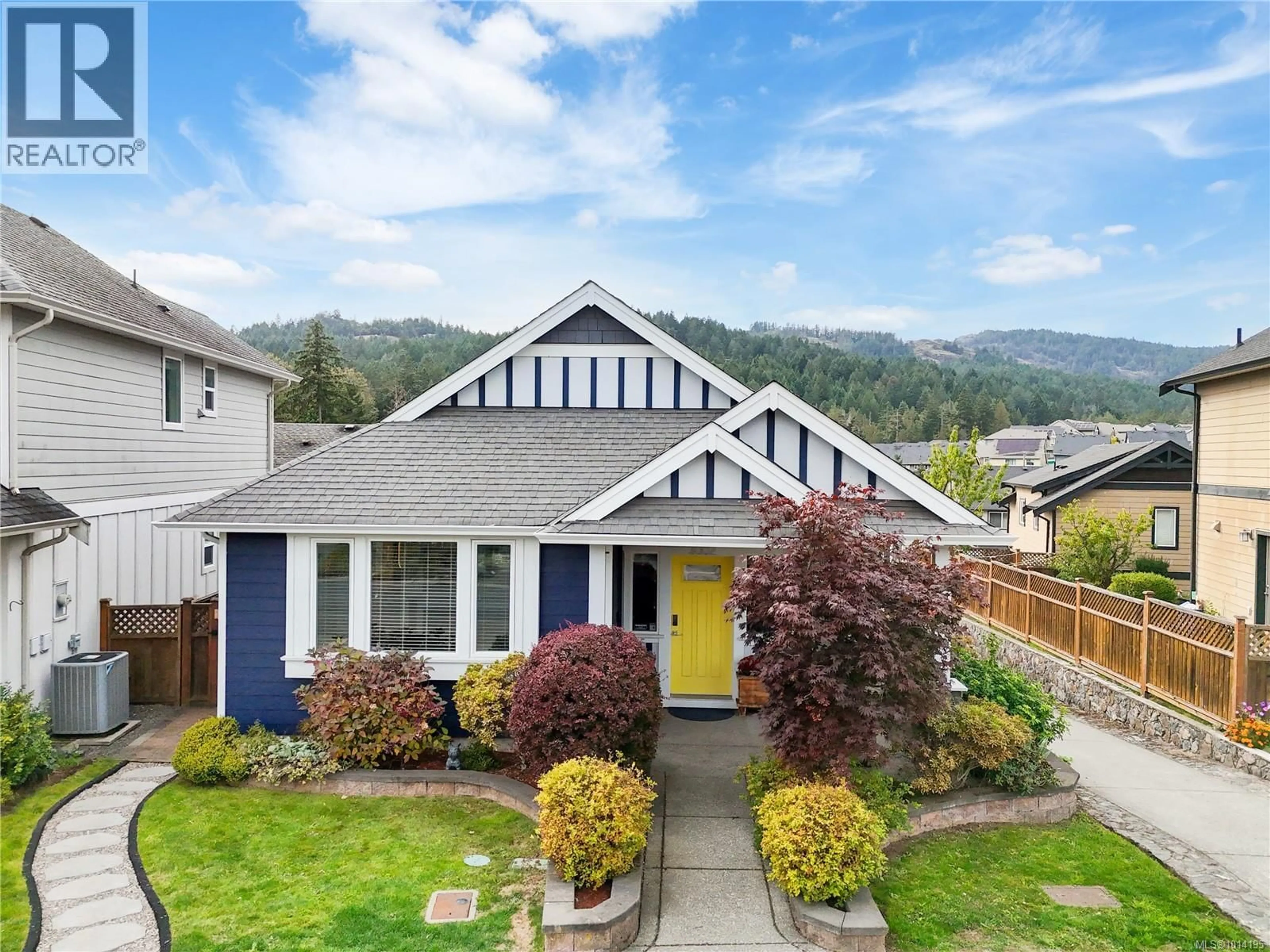 Home with vinyl exterior material, mountain view for 3002 ALOUETTE DRIVE, Langford British Columbia V9B0M9