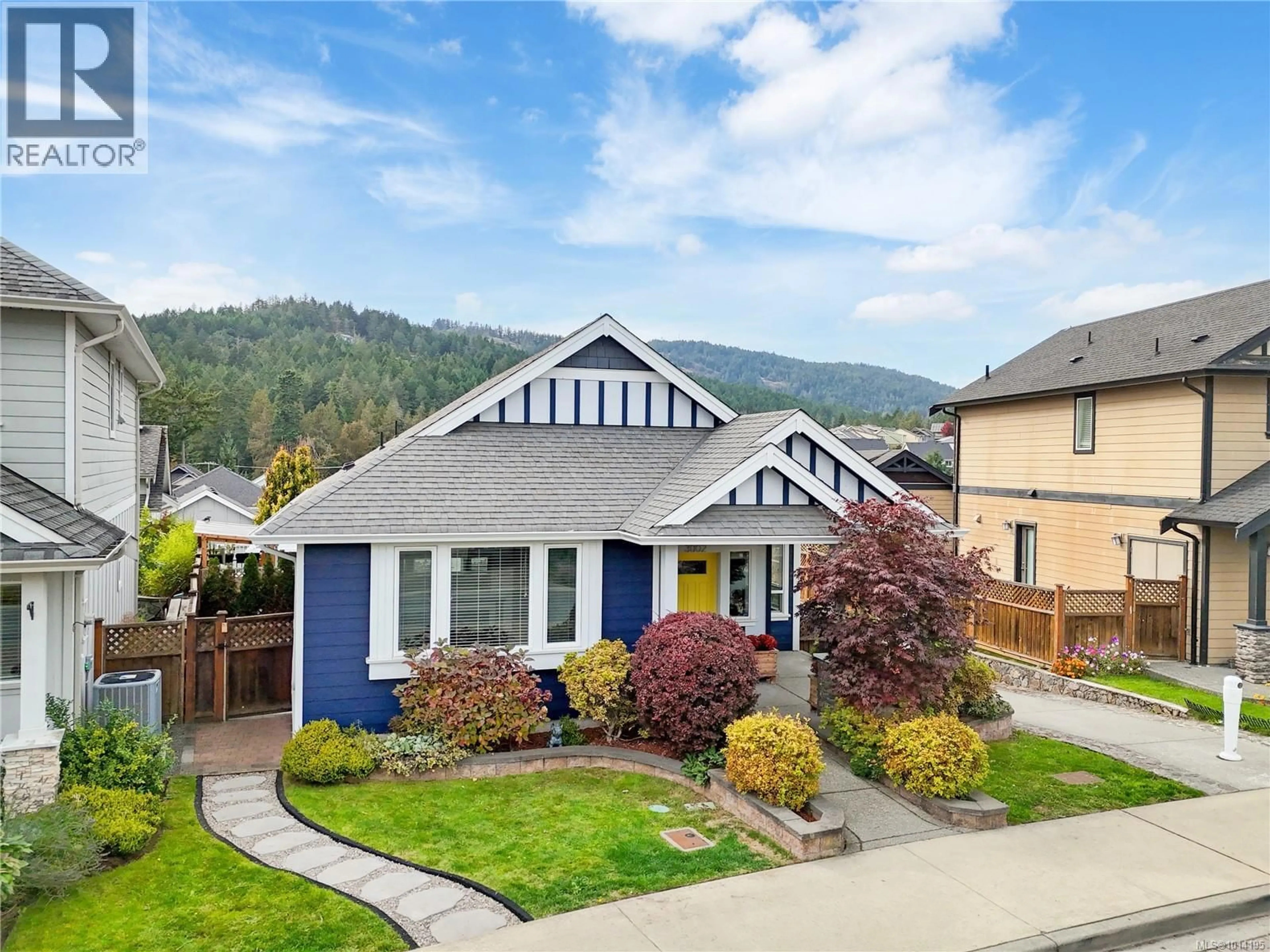 Home with vinyl exterior material, unknown for 3002 ALOUETTE DRIVE, Langford British Columbia V9B0M9