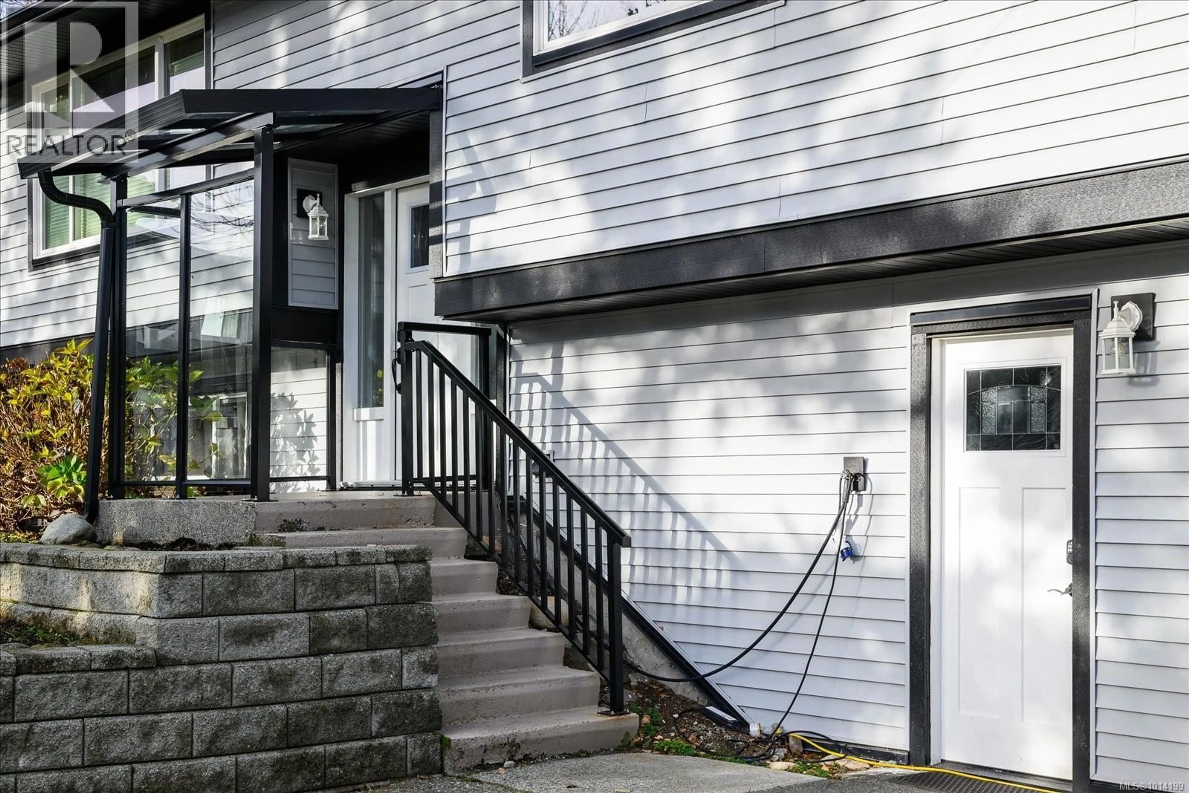 Unknown for 1732 JAMES WAY, Nanaimo British Columbia V9S2S2