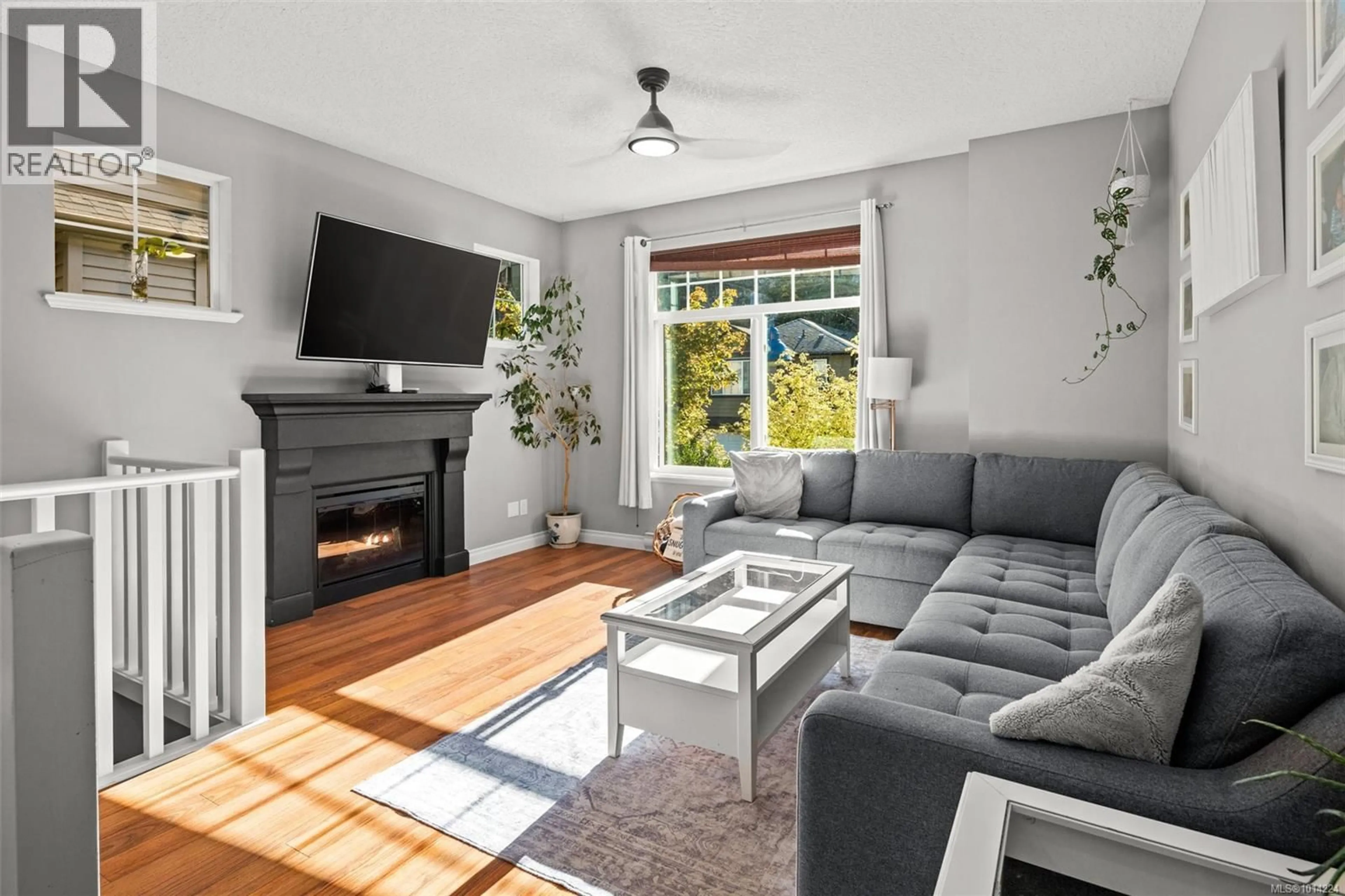 Living room with furniture, unknown for 888 WILD RIDGE WAY, Langford British Columbia V9C0H1