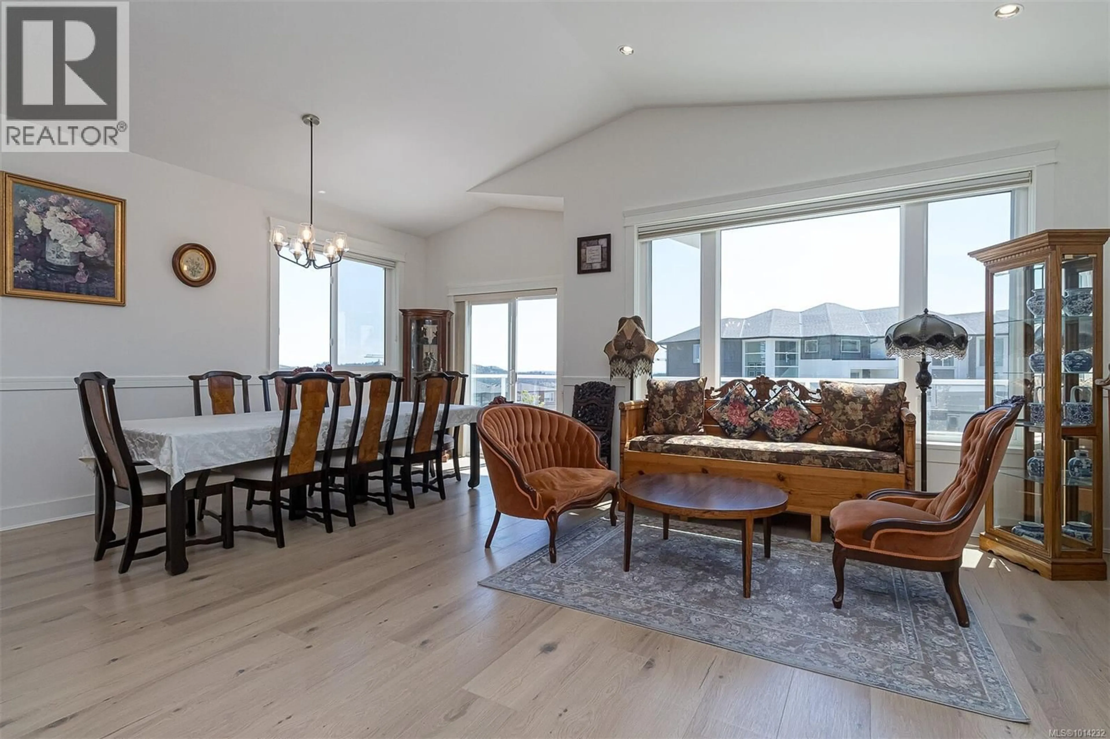 Living room with furniture, wood/laminate floor for 2406 AZURITE CRESCENT, Langford British Columbia V9B0Z6