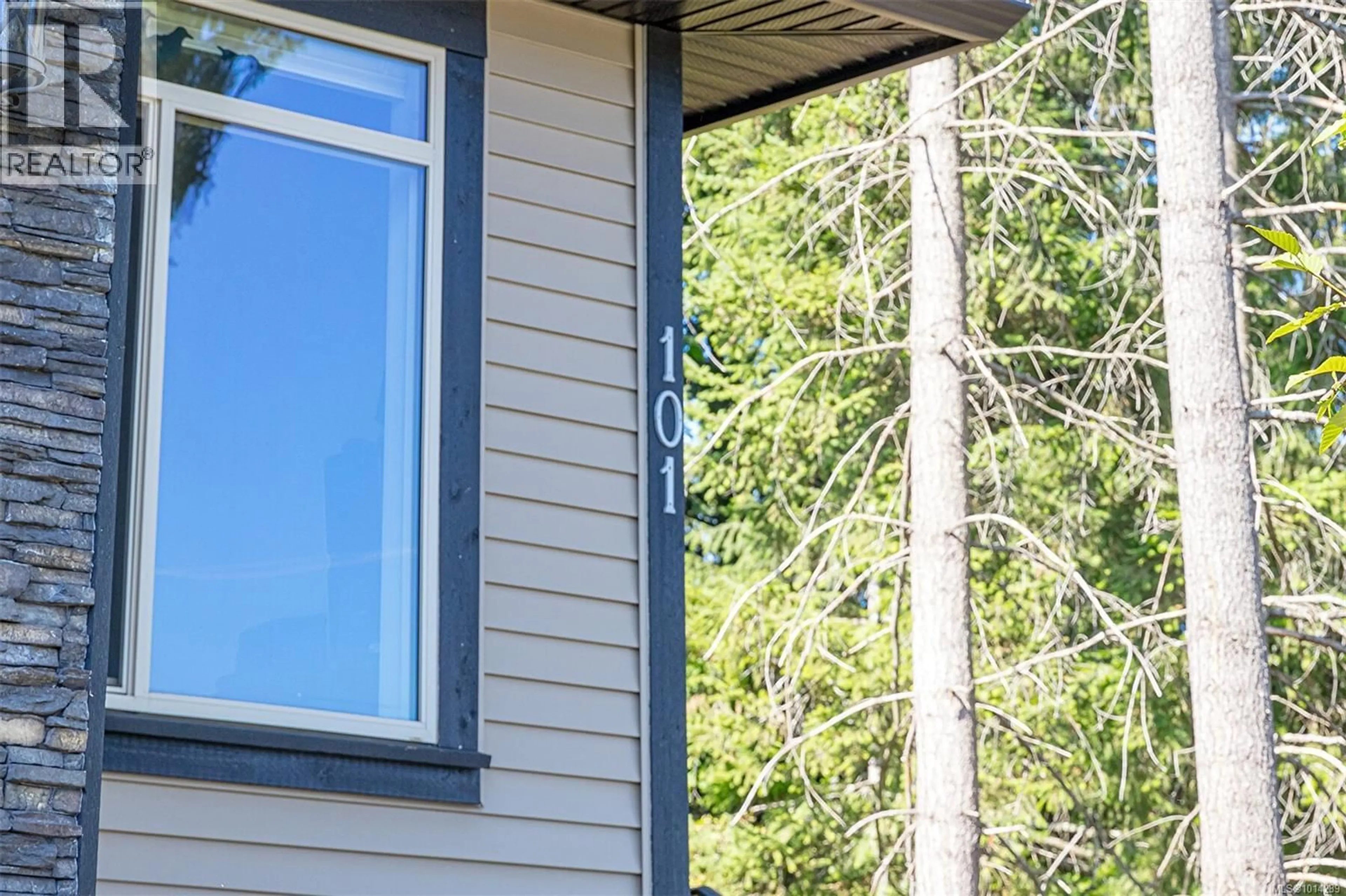 Home with vinyl exterior material, unknown for 101 ROYAL OAK PLACE, Nanaimo British Columbia V9R6V4