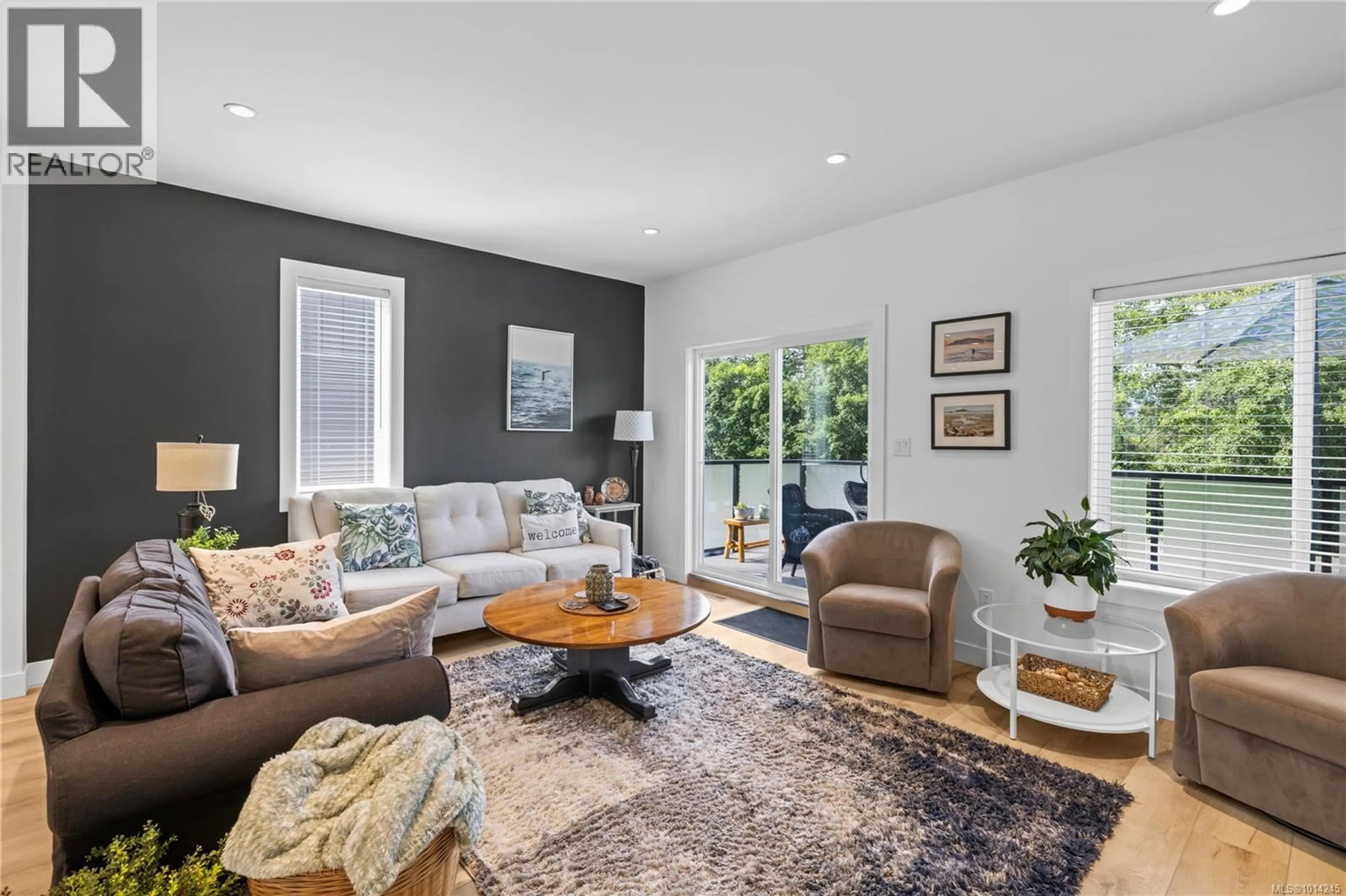 Living room with furniture, unknown for 16 - 2310 GUTHRIE ROAD, Comox British Columbia V9M4G1