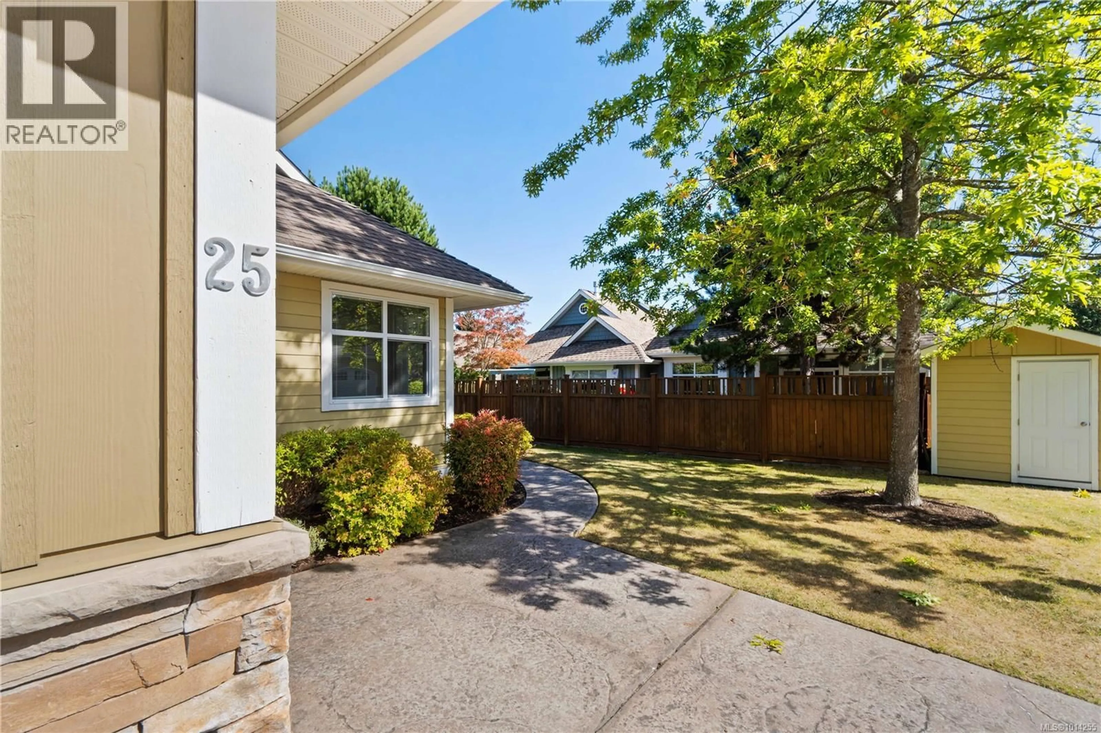 Patio, street for 25 - 447 PYM STREET SOUTH, Parksville British Columbia V9P2H9