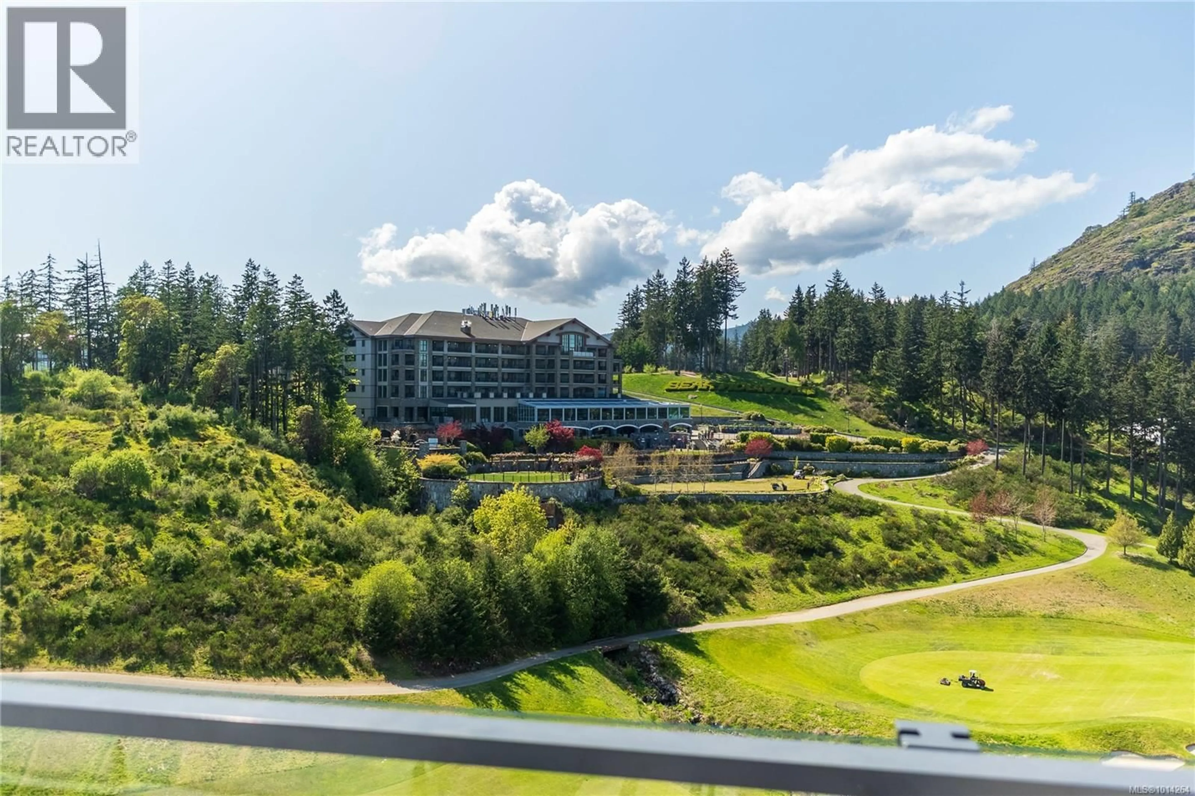 A pic from outside/outdoor area/front of a property/back of a property/a pic from drone, mountain view for 1006 - 2000 HANNINGTON ROAD, Langford British Columbia V9B6R6