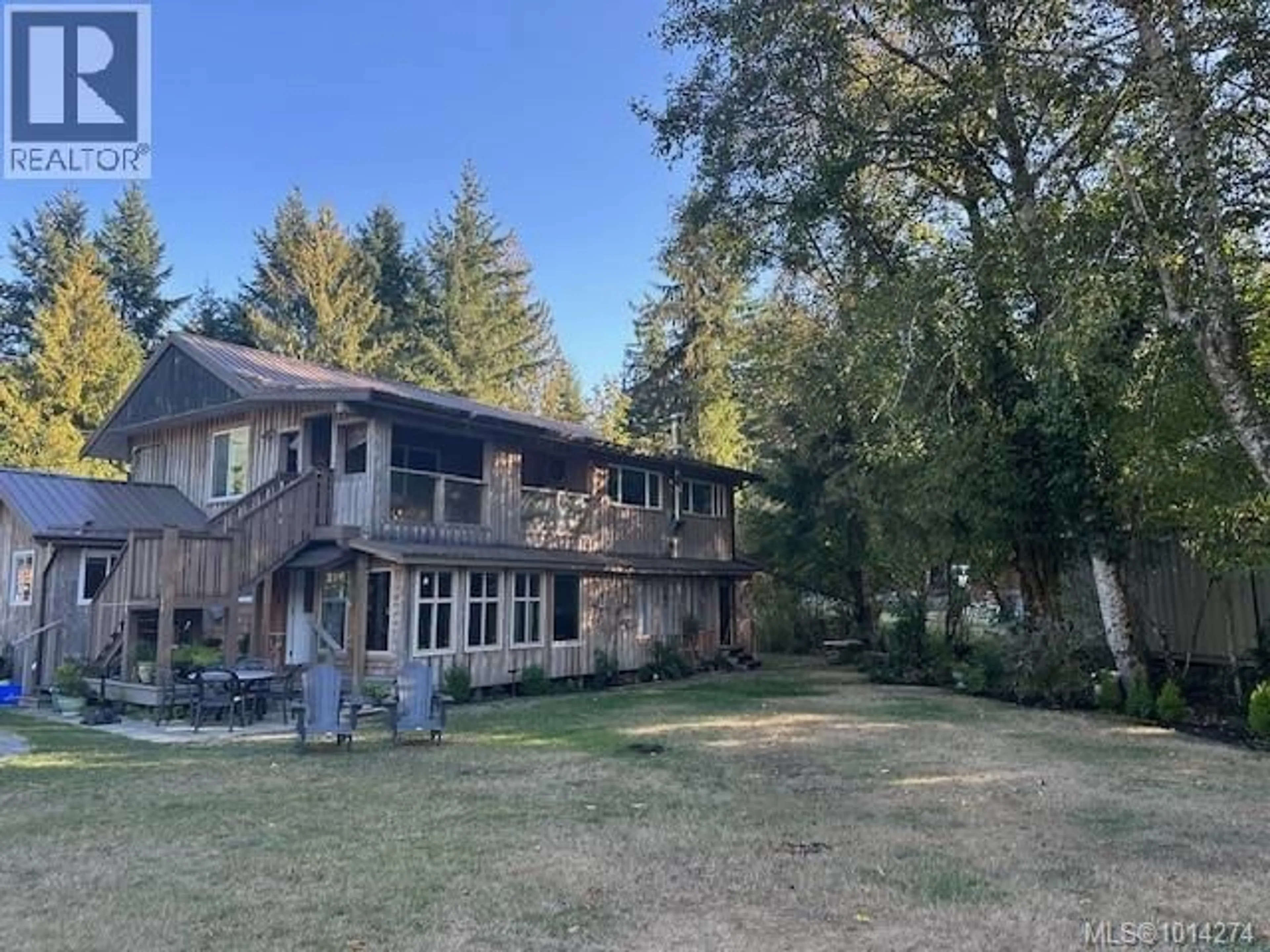 A pic from outside/outdoor area/front of a property/back of a property/a pic from drone, water/lake/river/ocean view for 4 - 8290 SA-SEEN-OS ROAD, Youbou British Columbia V0R3E1