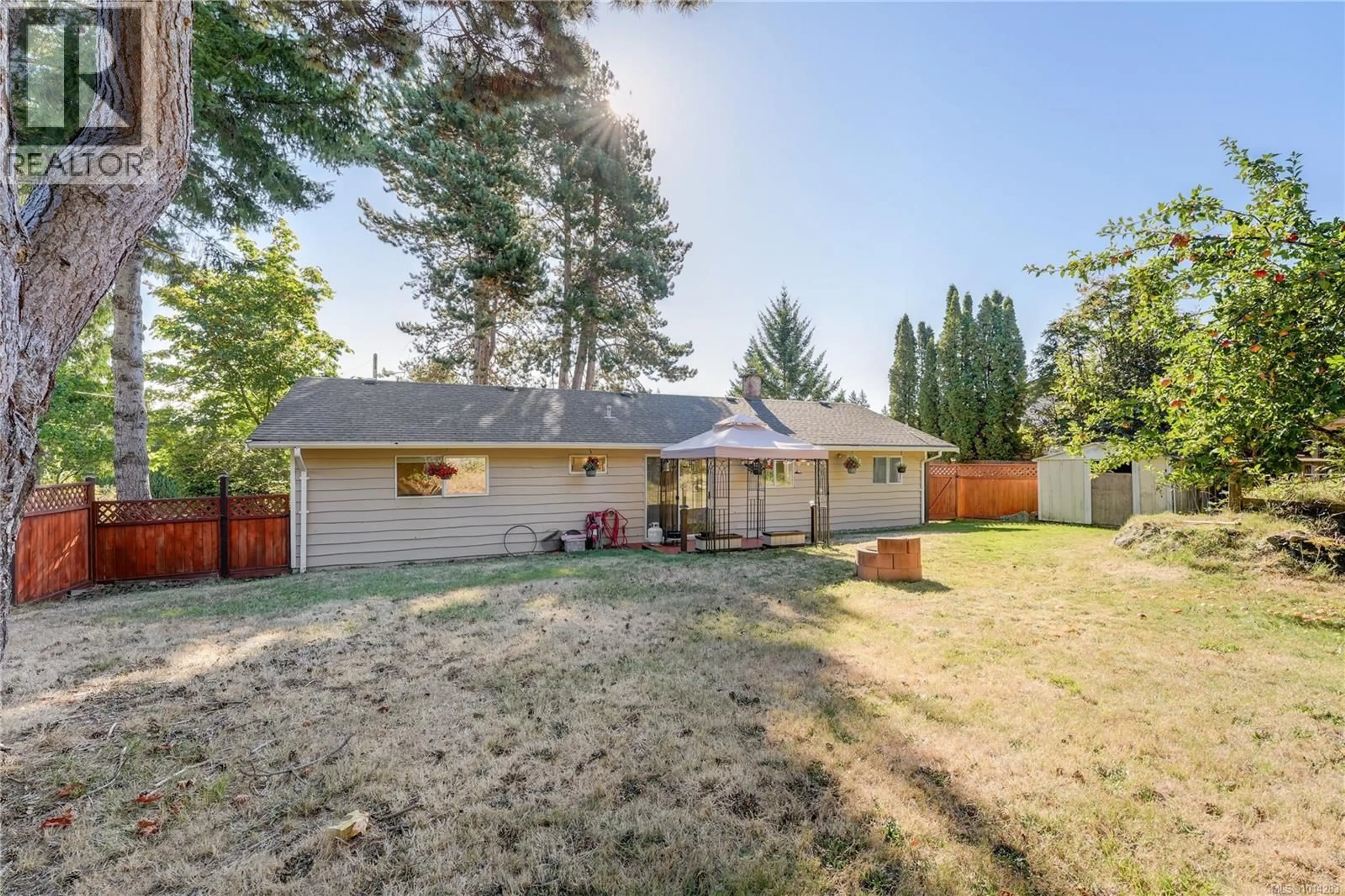 A pic from outside/outdoor area/front of a property/back of a property/a pic from drone, unknown for 2338 GALENA ROAD, Sooke British Columbia V9Z0M4