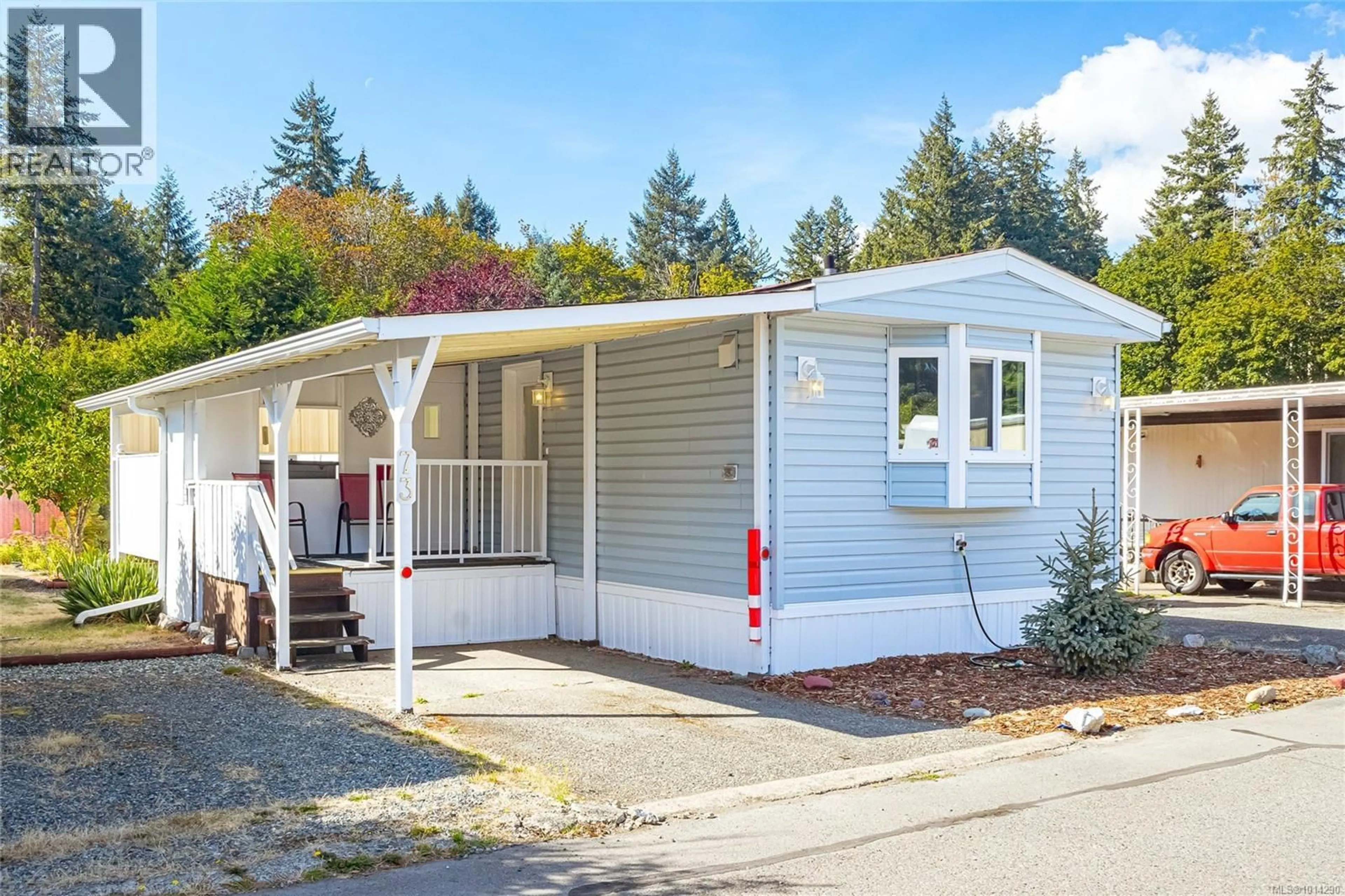 Home with vinyl exterior material, street for 73 - 3497 GIBBINS ROAD, Duncan British Columbia V9L6C9