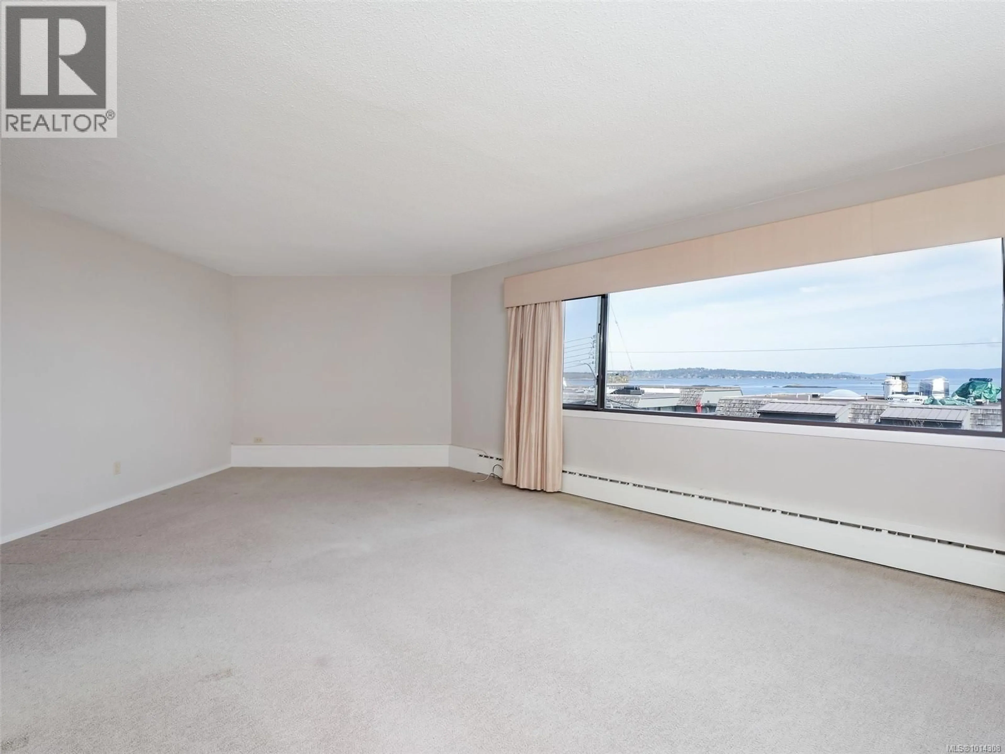 A pic of a room for 200 - 2747 SATELLITE STREET, Oak Bay British Columbia V8S5G7