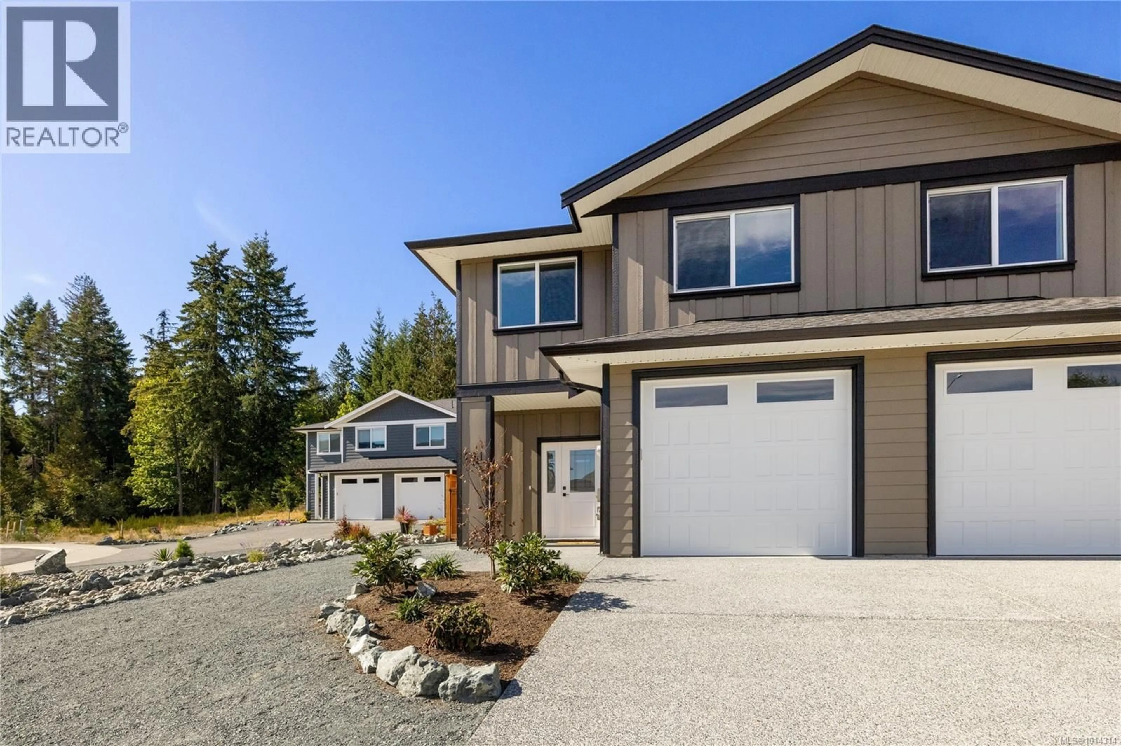 Home with vinyl exterior material, street for 161 ELK ROAD, Lake Cowichan British Columbia V0R2G0