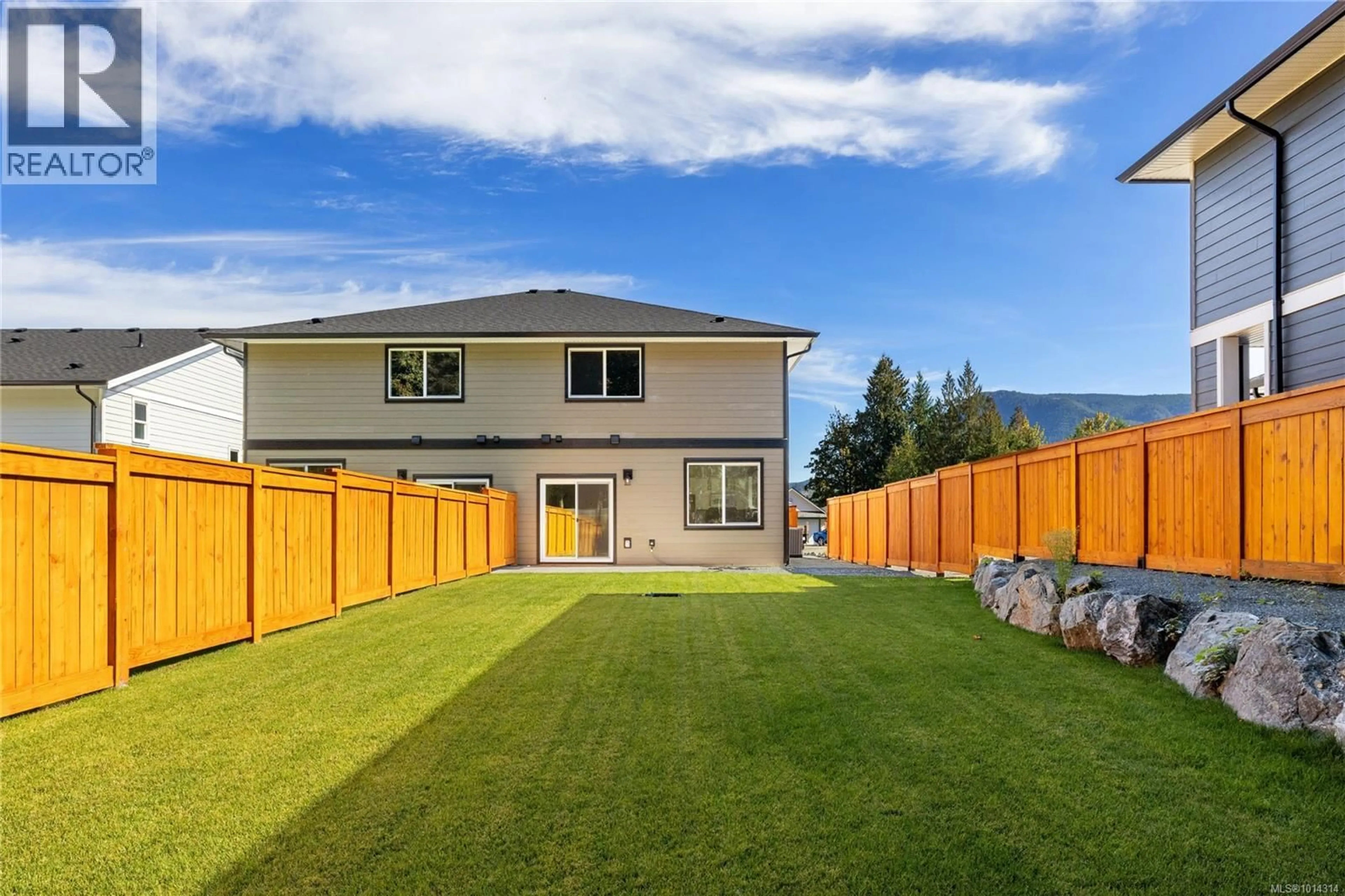 Home with vinyl exterior material, street for 161 ELK ROAD, Lake Cowichan British Columbia V0R2G0