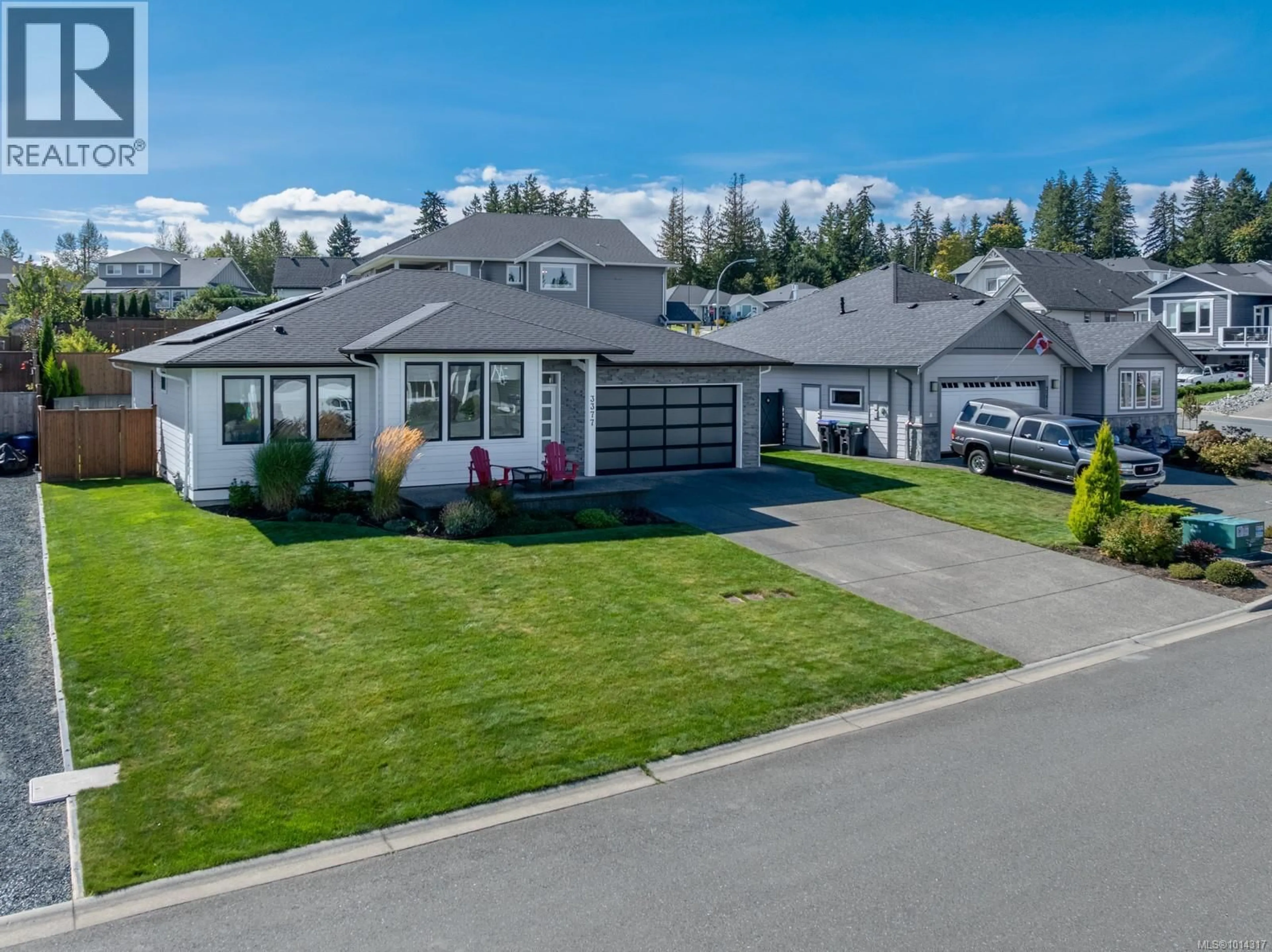 A pic from outside/outdoor area/front of a property/back of a property/a pic from drone, mountain view for 3377 MARYGROVE DRIVE, Courtenay British Columbia V9N0E7