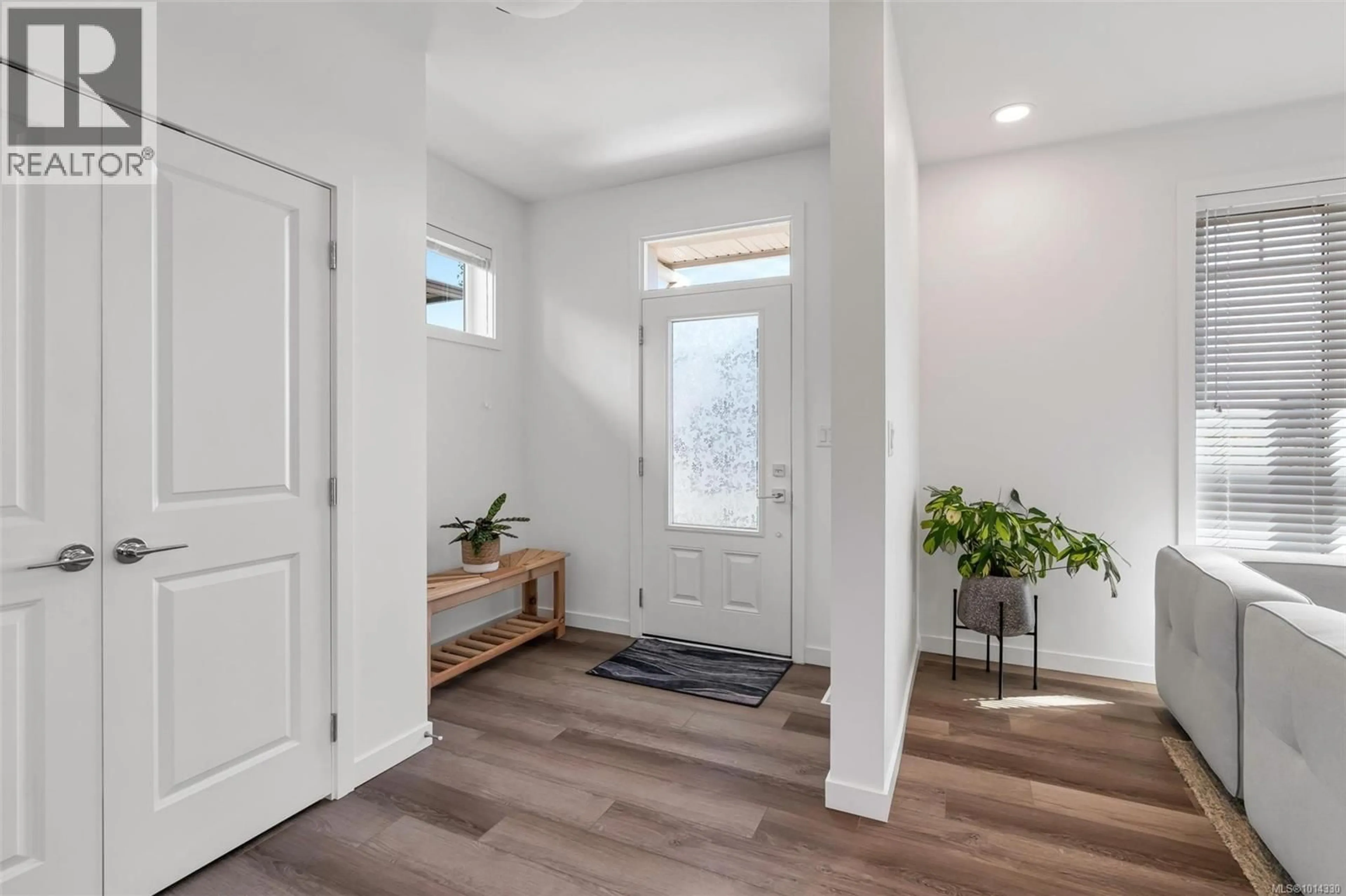 Indoor entryway for 133 CASPIAN DRIVE, Colwood British Columbia V9C0R6