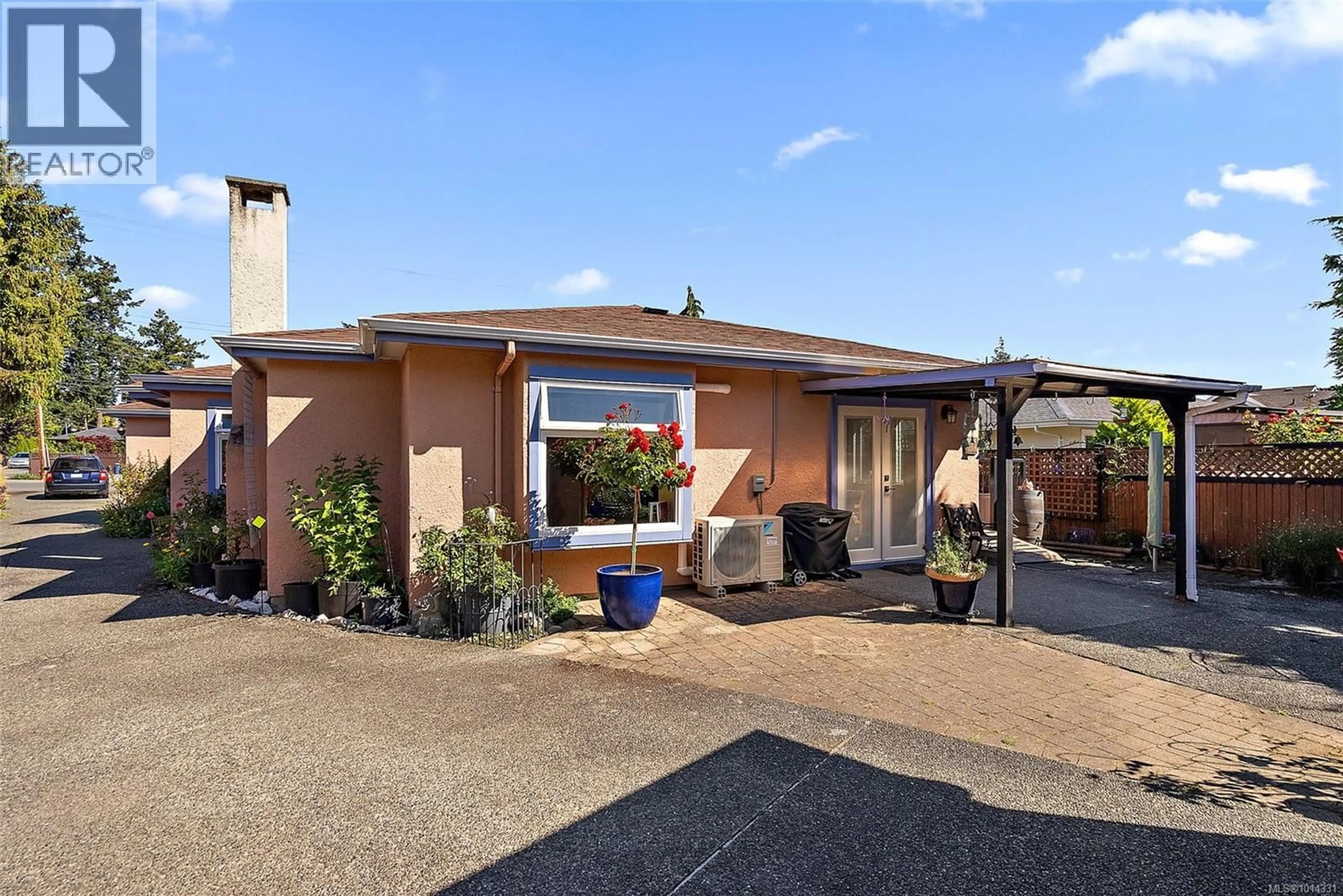 Unknown for 10386 RESTHAVEN DRIVE, Sidney British Columbia V8L3H3