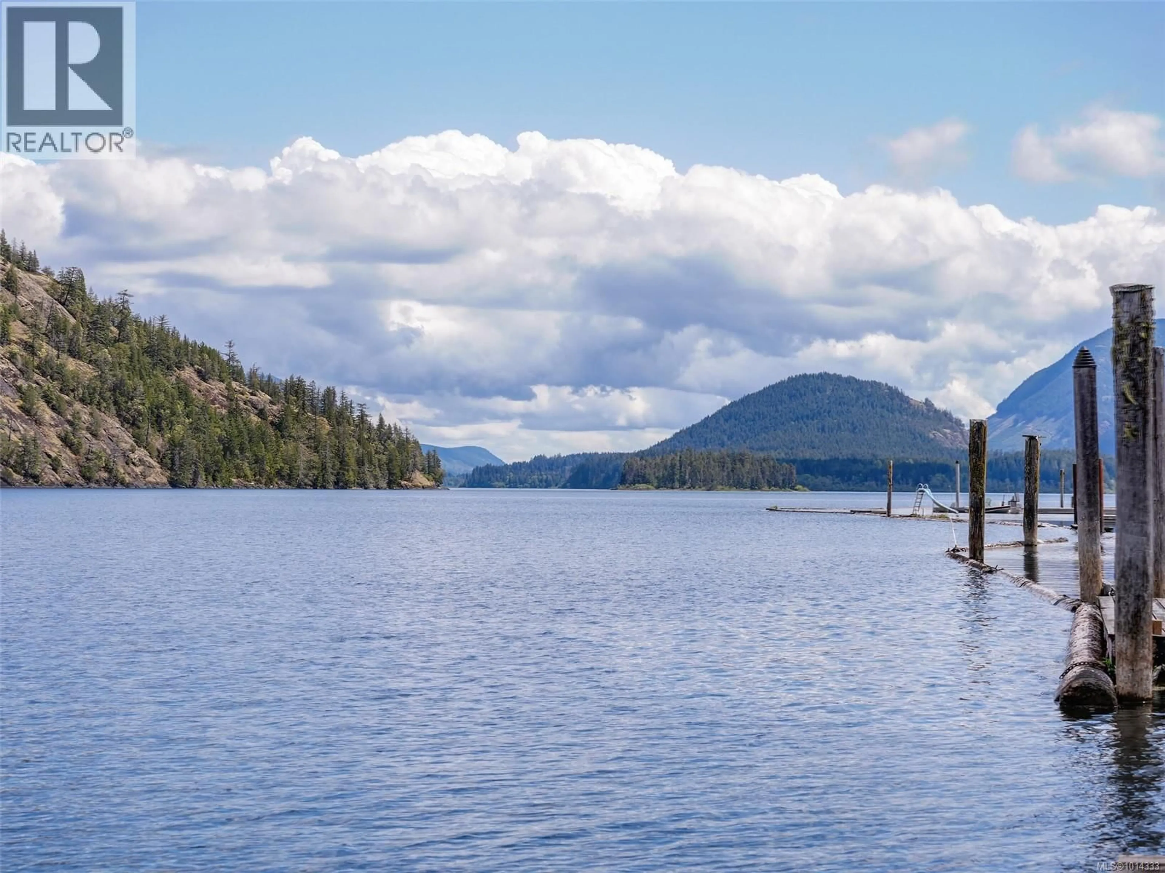 Blurry image for 7363 WALTON ROAD, Honeymoon Bay British Columbia V0R1Y0