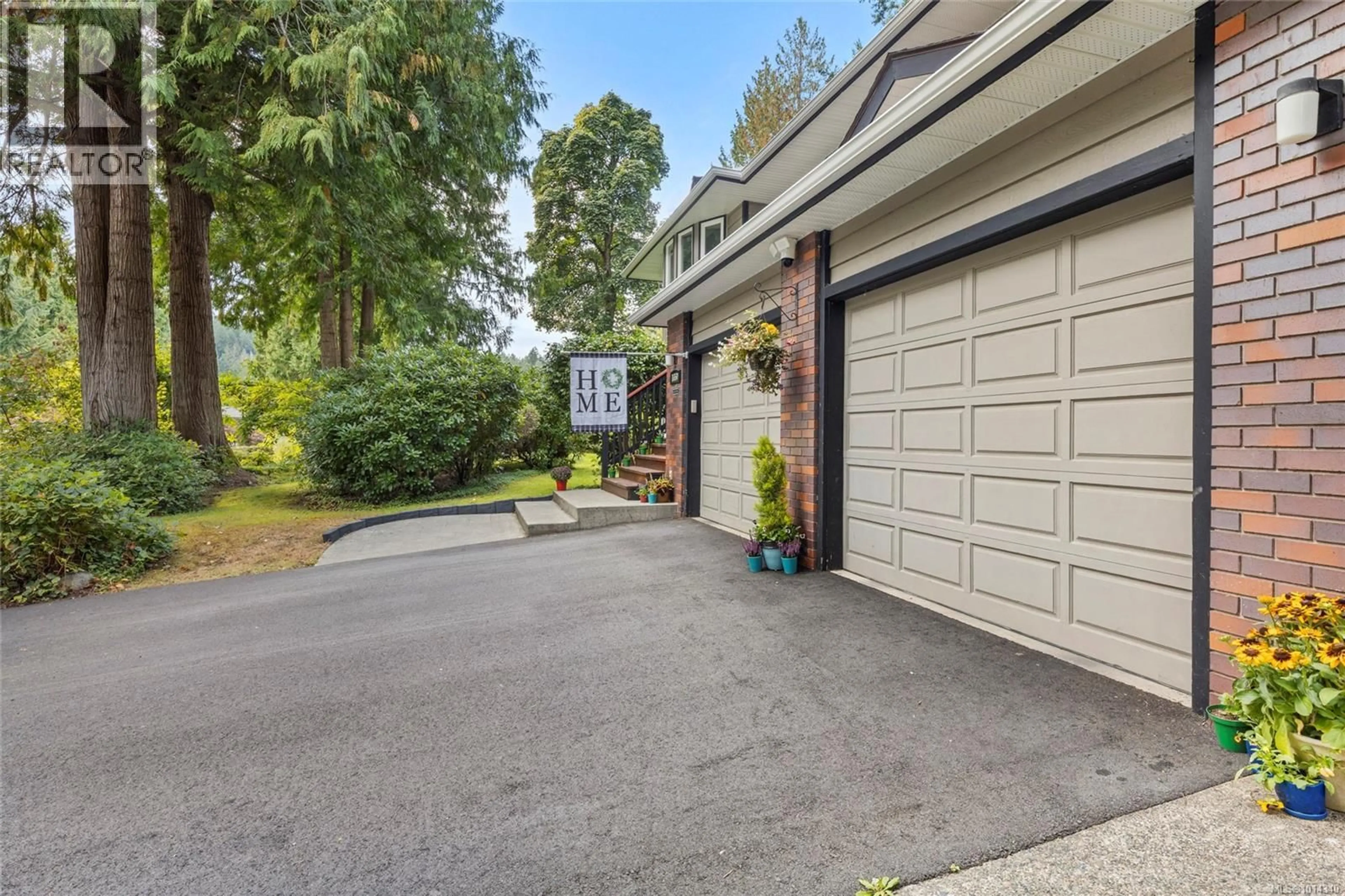 Unknown for 1650 STUART PARK TERRACE, North Saanich British Columbia V8L4N5