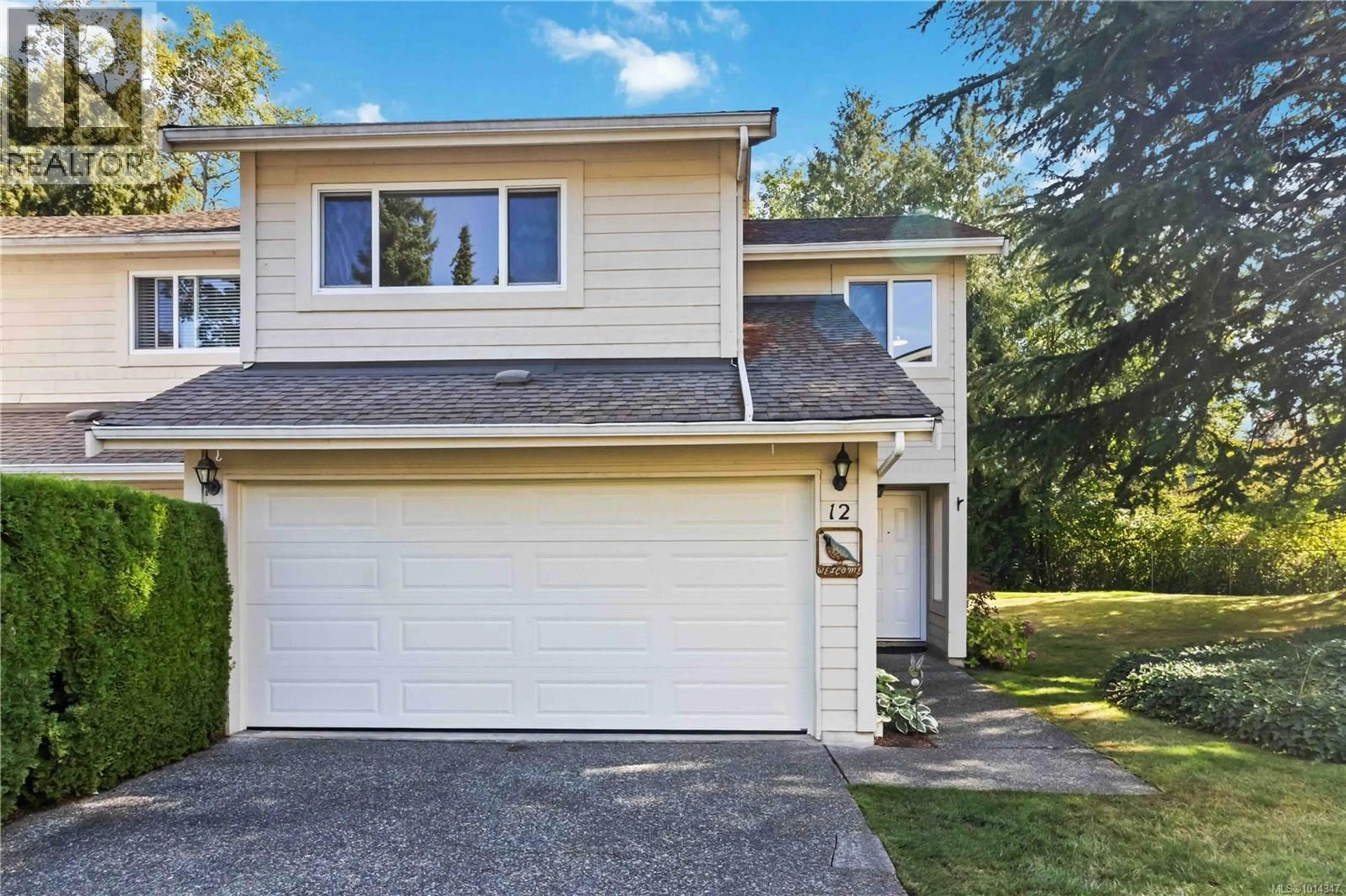 Home with vinyl exterior material, street for 12 - 1287 VERDIER AVENUE, Central Saanich British Columbia V8M1H1