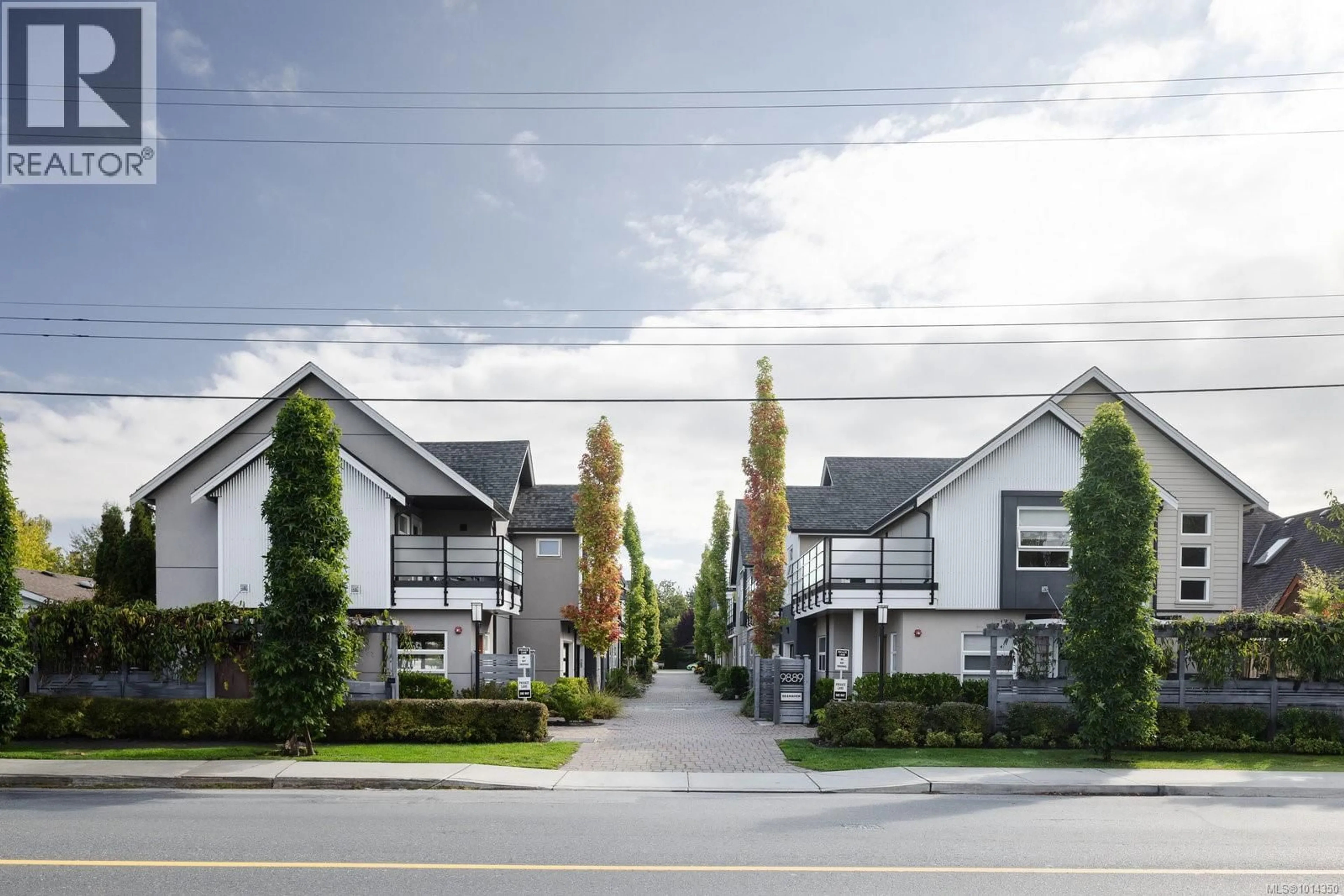 Patio, street for 11 - 9889 SEVENTH STREET, Sidney British Columbia V8L2V8