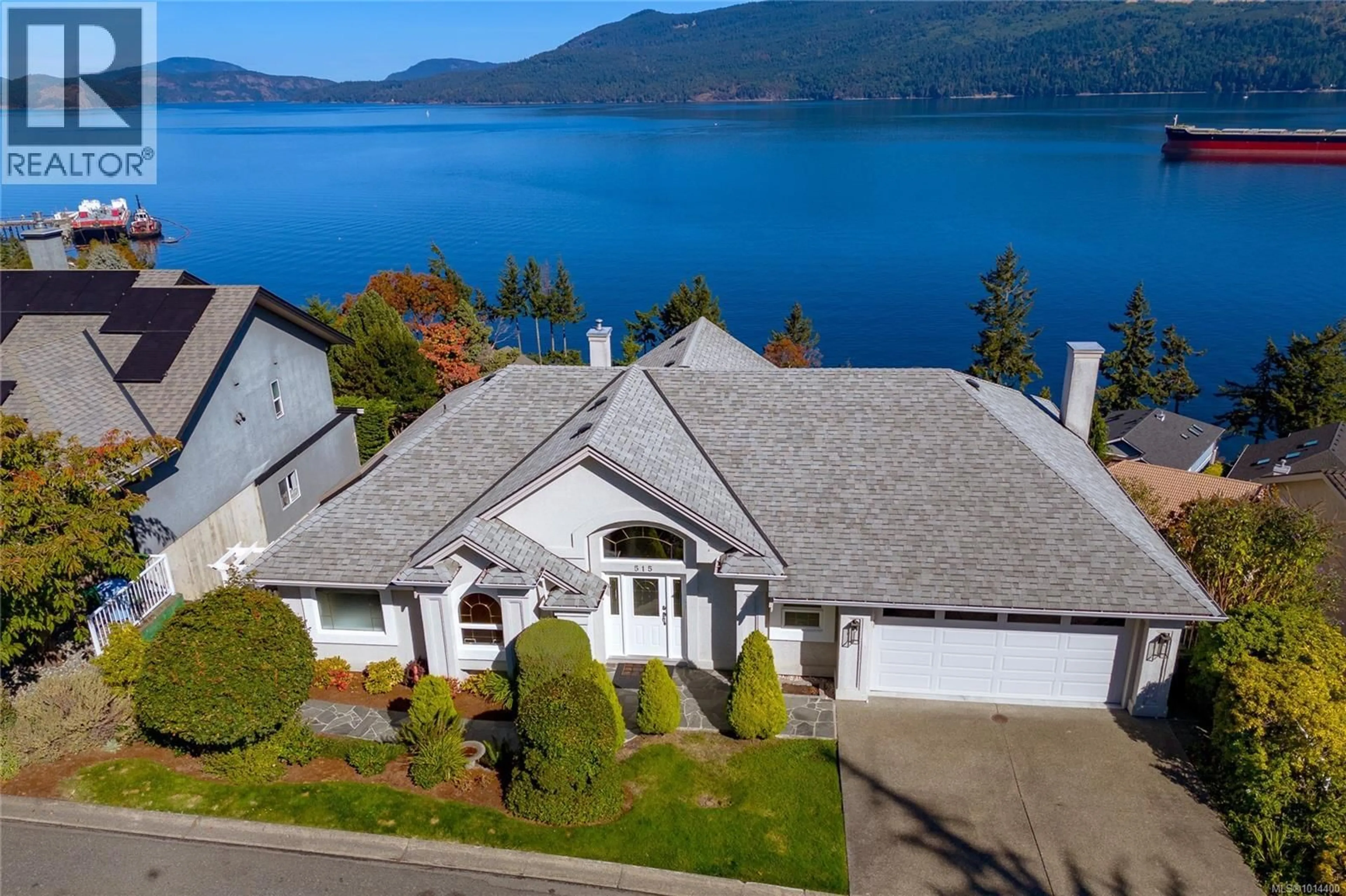 A pic from outside/outdoor area/front of a property/back of a property/a pic from drone, water/lake/river/ocean view for 515 MARINE VIEW, Cobble Hill British Columbia V8H0K8